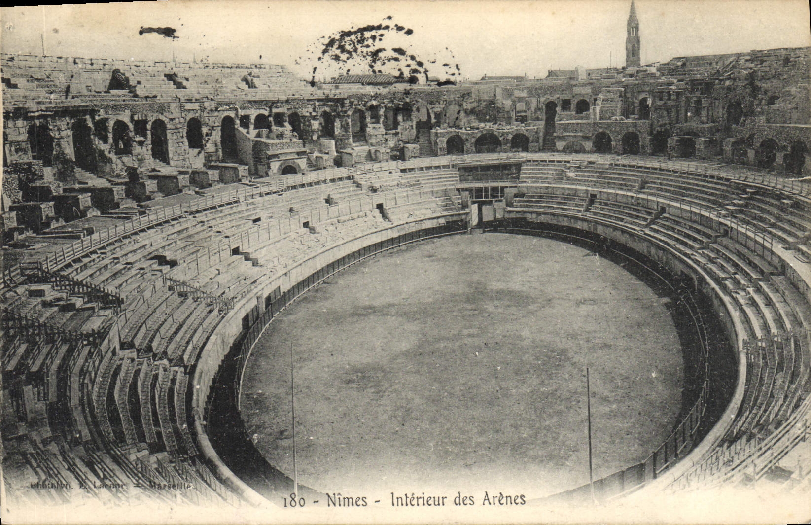 CPA Nimes Interieur des Arenes