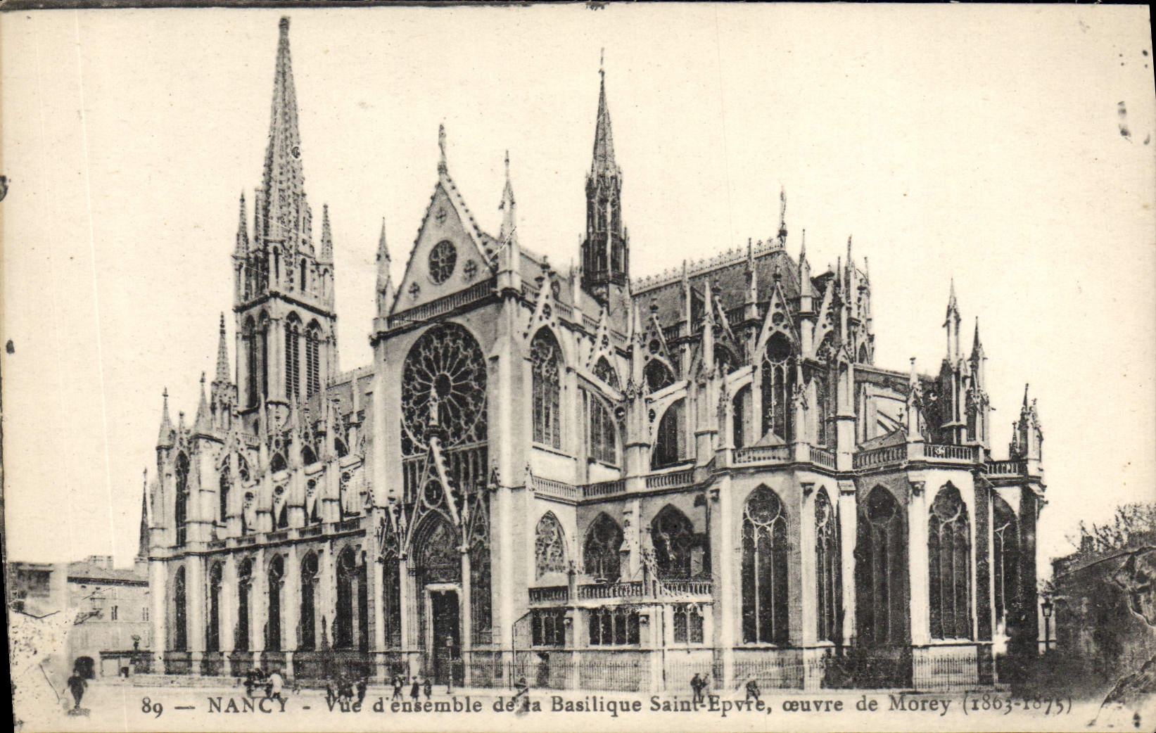 CPA Nancy Vue d'ensemble de la Basilique Saint Epvre