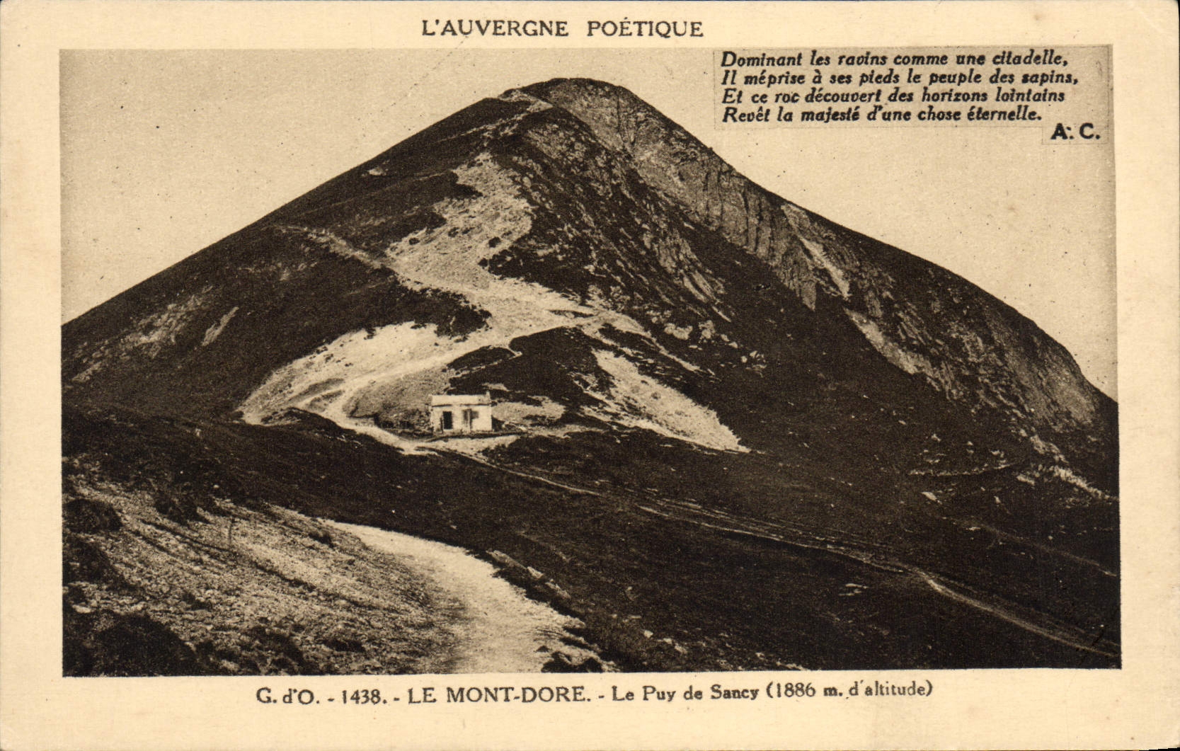 VINTAGE POSTCARD the Mount Gilds Puy de Sancy