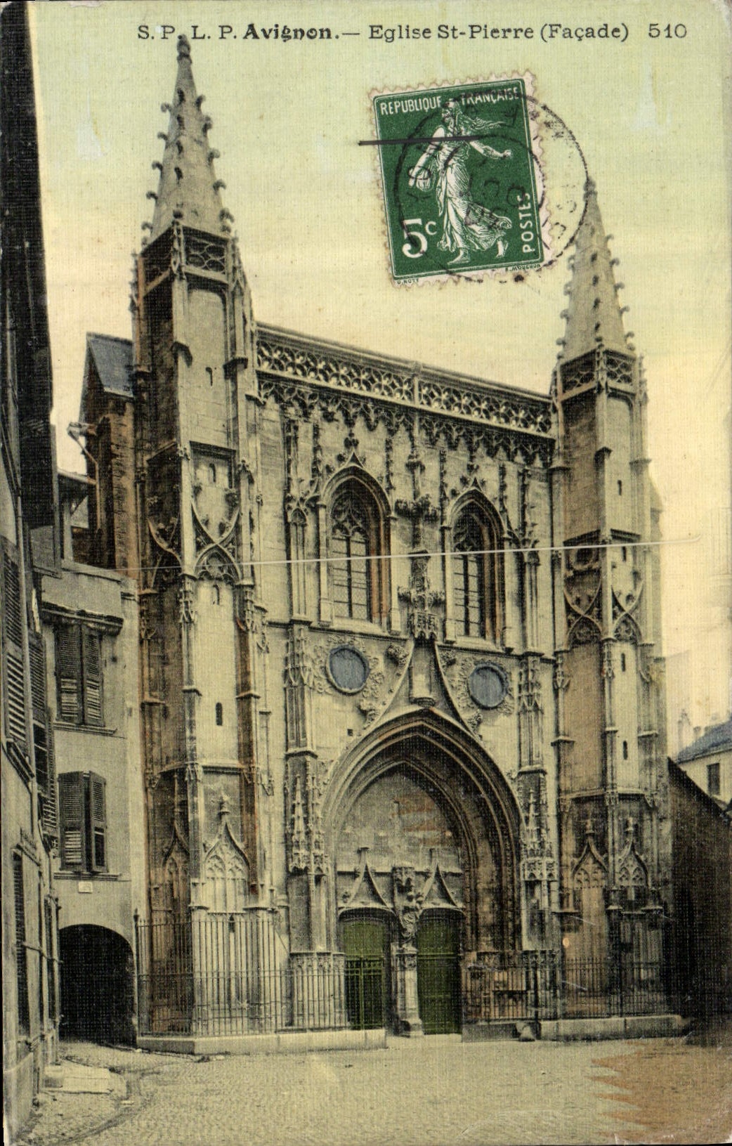 Saint Pierre de la iglesia de Avignon de la POSTAL de la VENDIMIA (toilee de la carta)