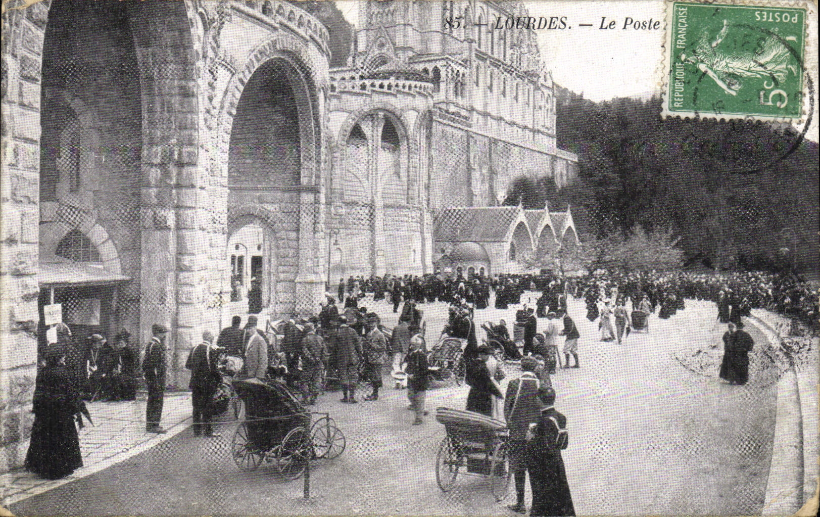 VINTAGE POSTCARD Heavy the Station