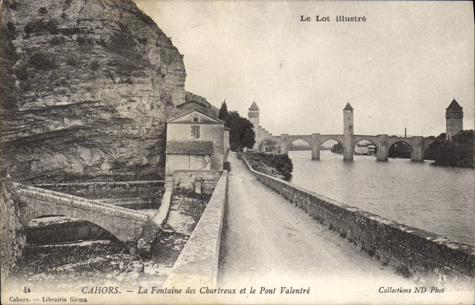 VINTAGE POSTCARD Cahors the Fountain of the Carthusian monks and the Valentre Bridge