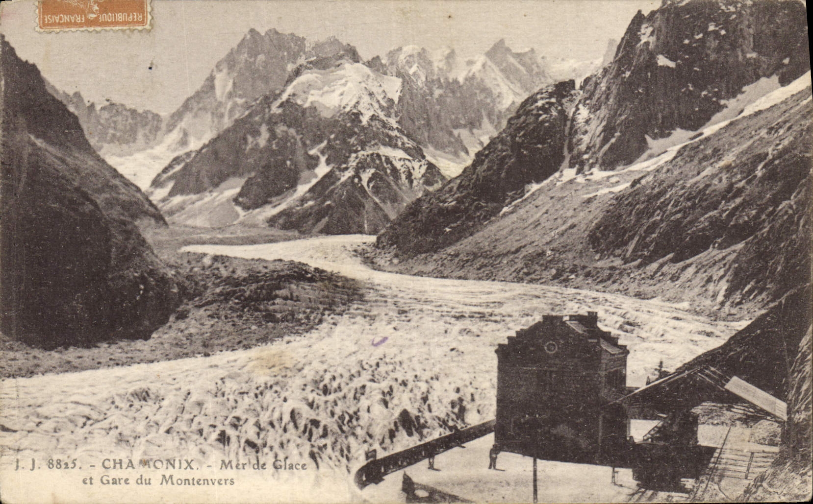 Mar de Chamonix de la POSTAL de la VENDIMIA del hielo y estación de Montenvers