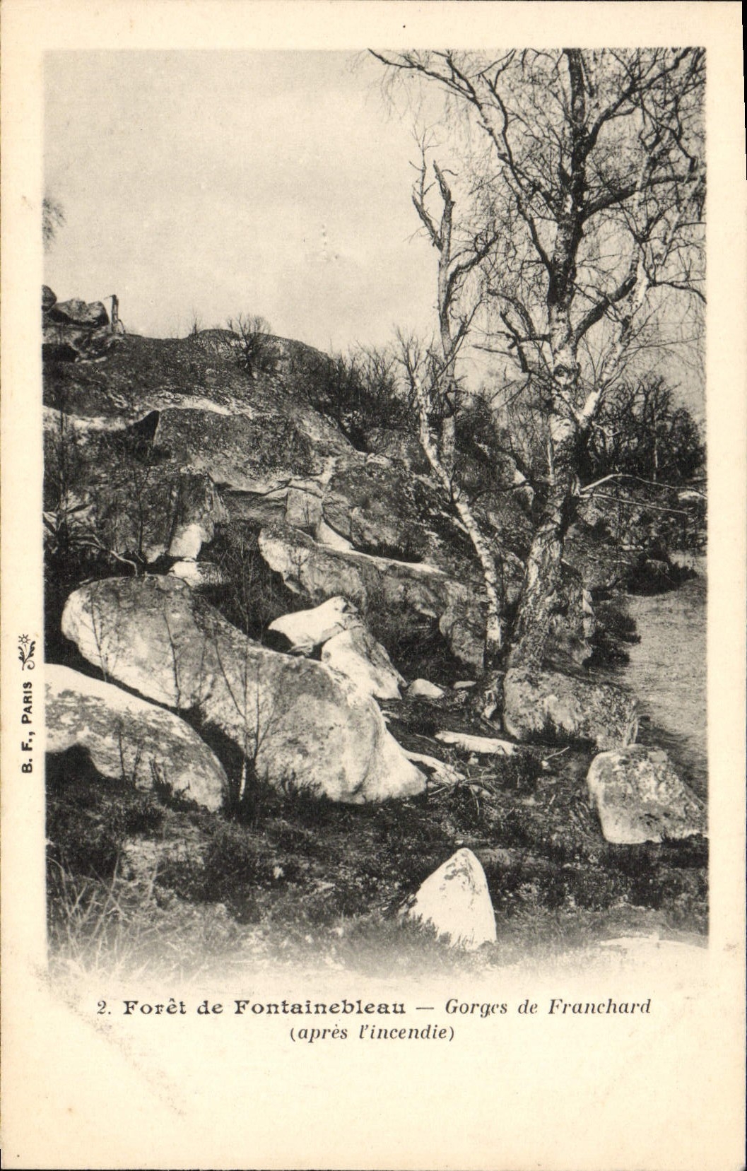 VINTAGE POSTCARD Drill De Fontainebleau Falls of Franchard after the fire