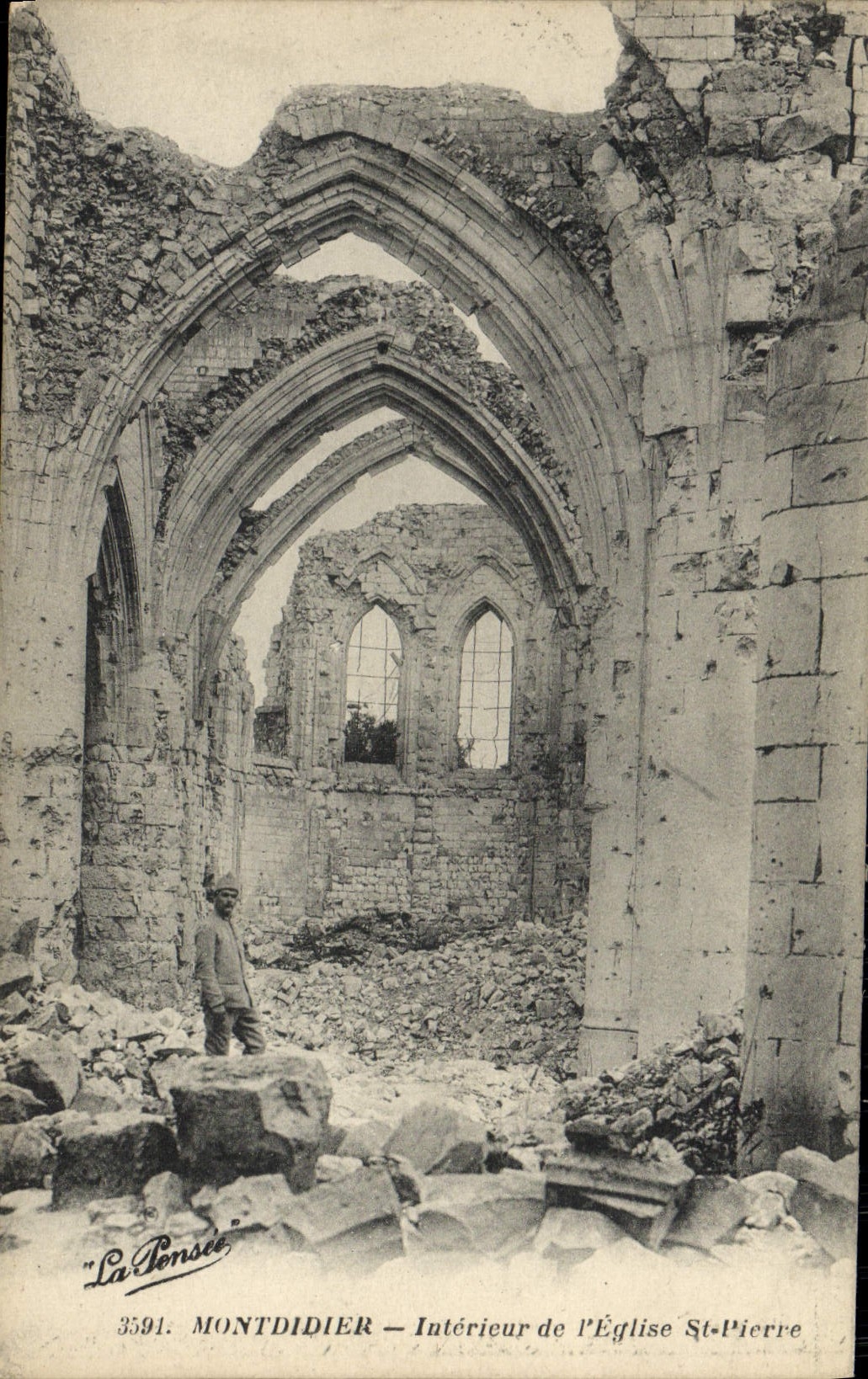 VINTAGE POSTCARD Interior Montdidier De I' Eglise St Pierre Militaria