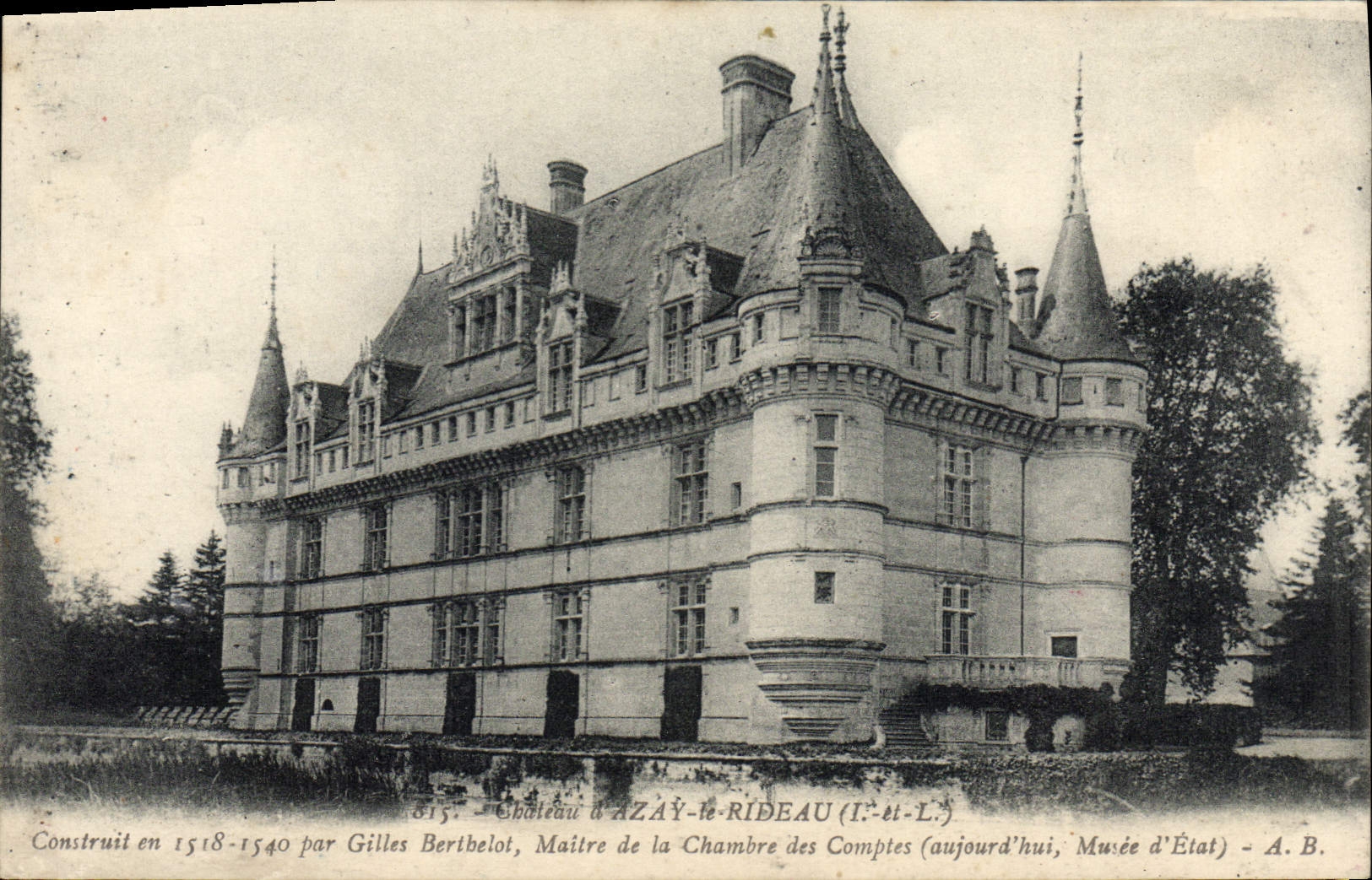 Castillo de la POSTAL de la VENDIMIA de Azay la cortina