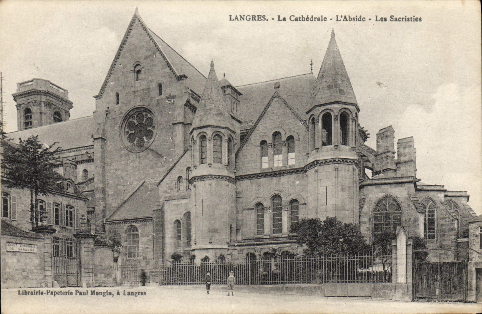 CPA Langres La Cathedrale L'Abside Les sachristies