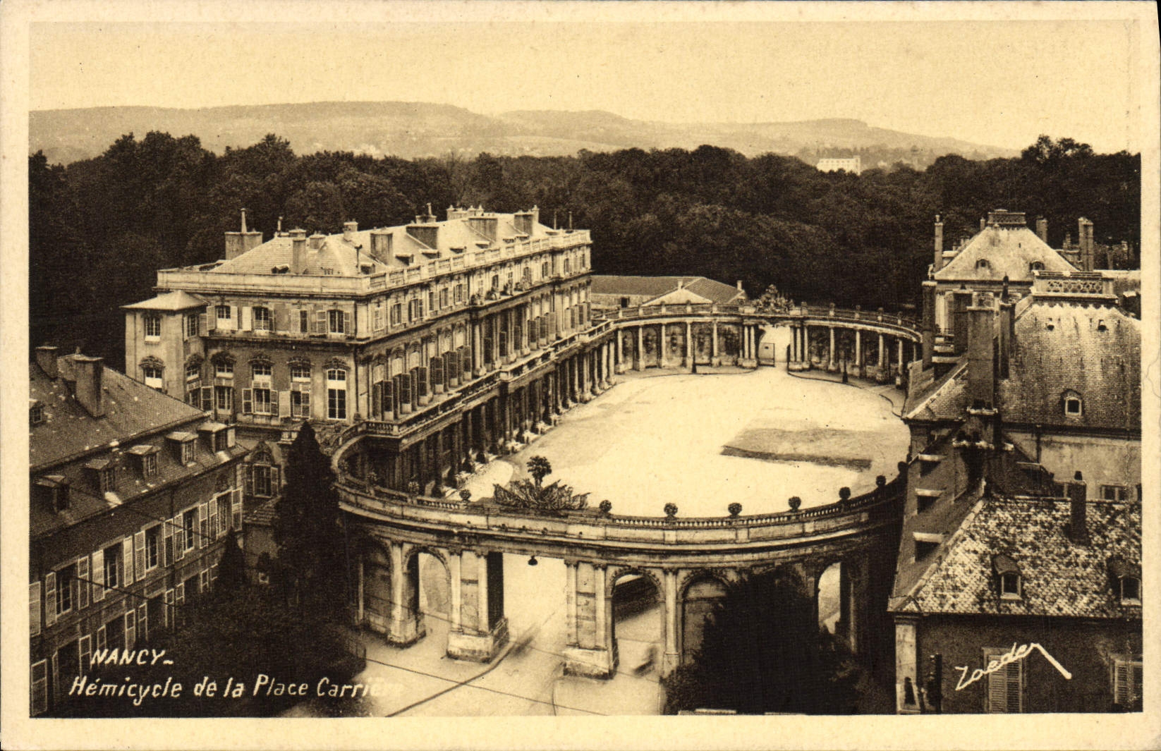 CPA Nancy Hemicycle De La Place Carriere