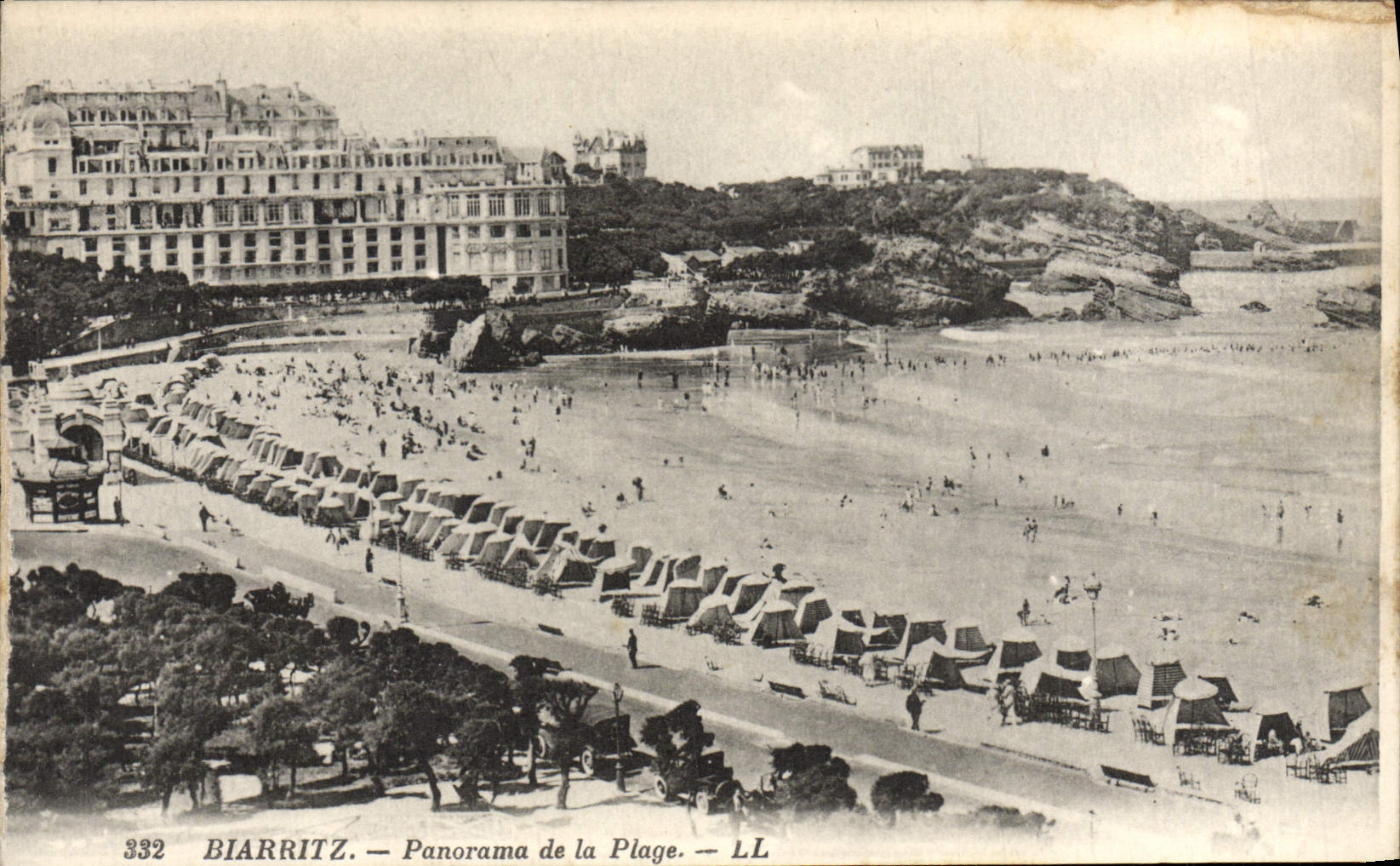 VINTAGE POSTCARD Biarritz Panorama Of the Beach