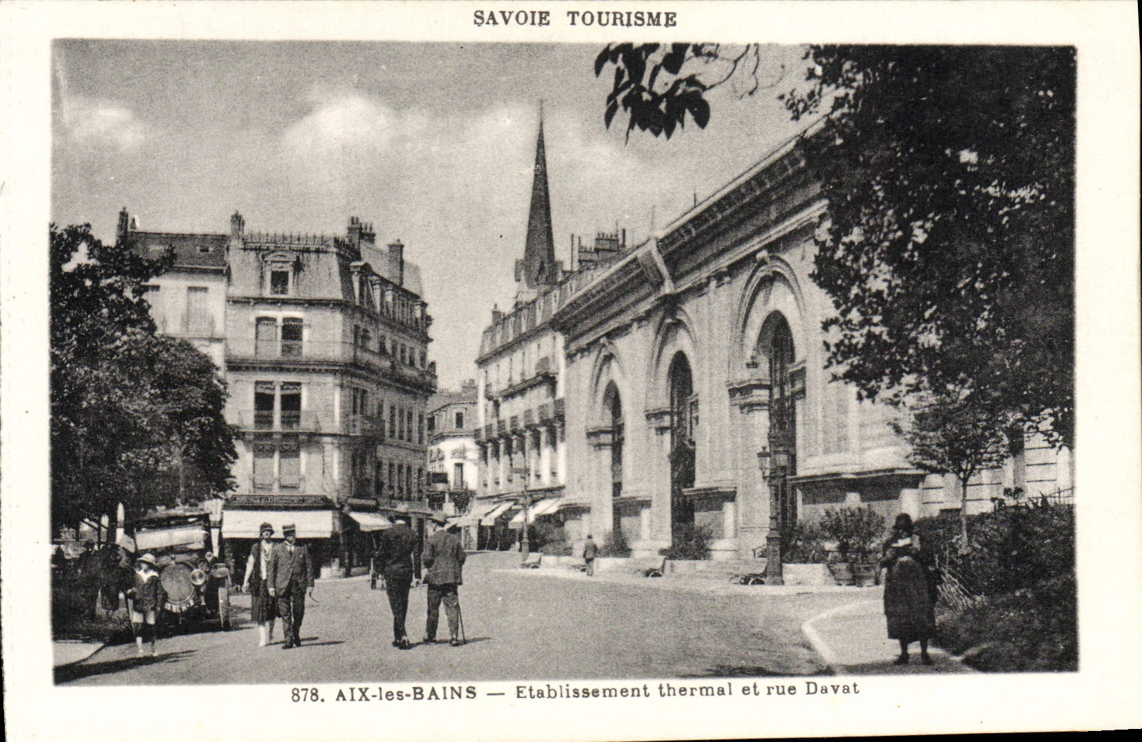 VINTAGE POSTCARD Aix Les Bains Hydropathic establishment And Street Davat