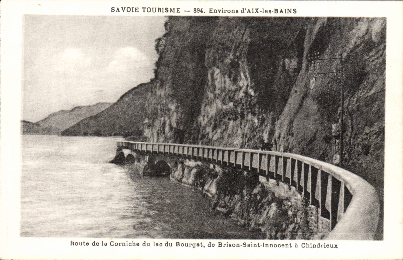 Los alrededores de la POSTAL de la VENDIMIA del camino de Aix-les-Bains de la cornisa del lago de Le Bourget de Brison Saint en tienen Chindrieux