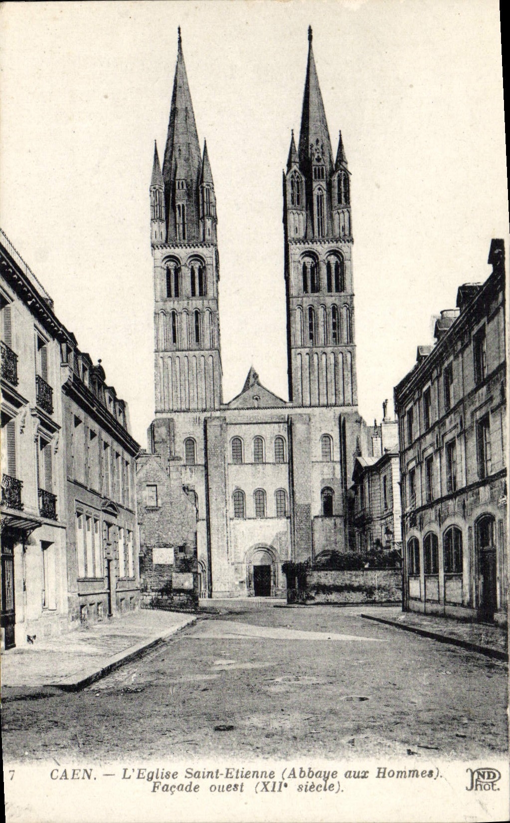 VINTAGE POSTCARD Caen the Church Holy Etienne Abbey with the Men Western Frontage