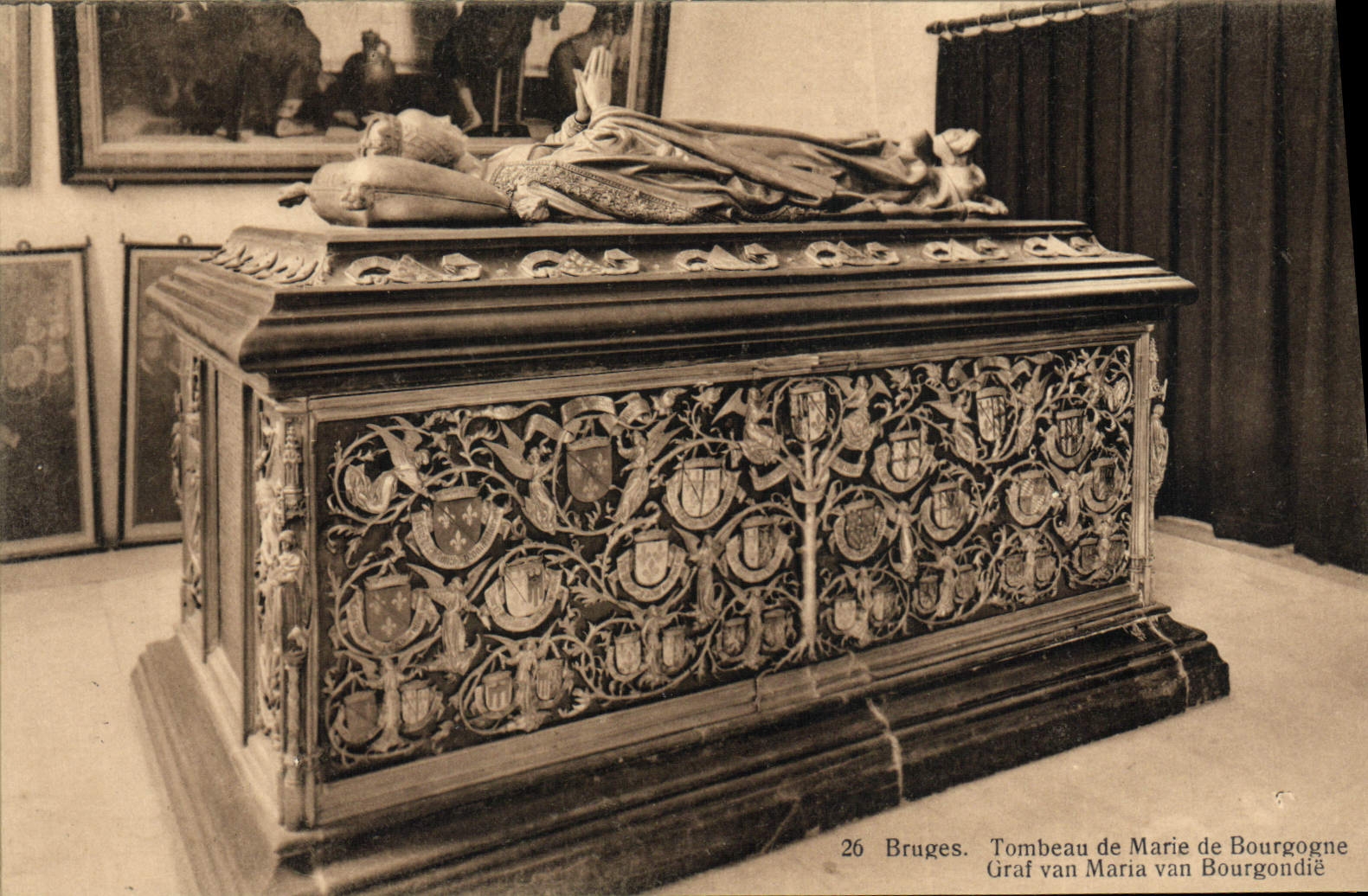 CPA Bruges Tombeau de Marie de Bourgogne 