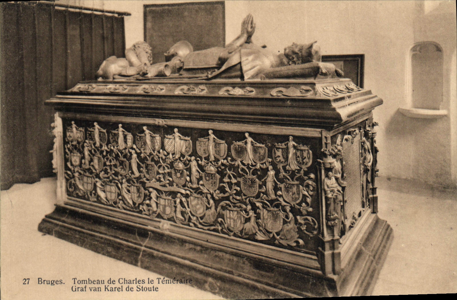 Tumba de Brujas de la POSTAL de la VENDIMIA de Charles el en negrilla