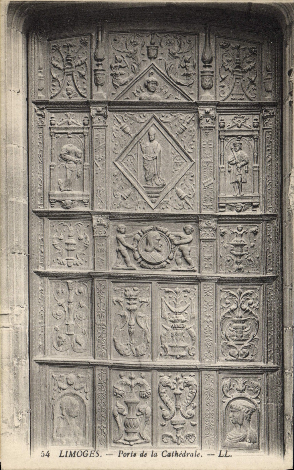 CPA Limoges Porte de la Cathedrale