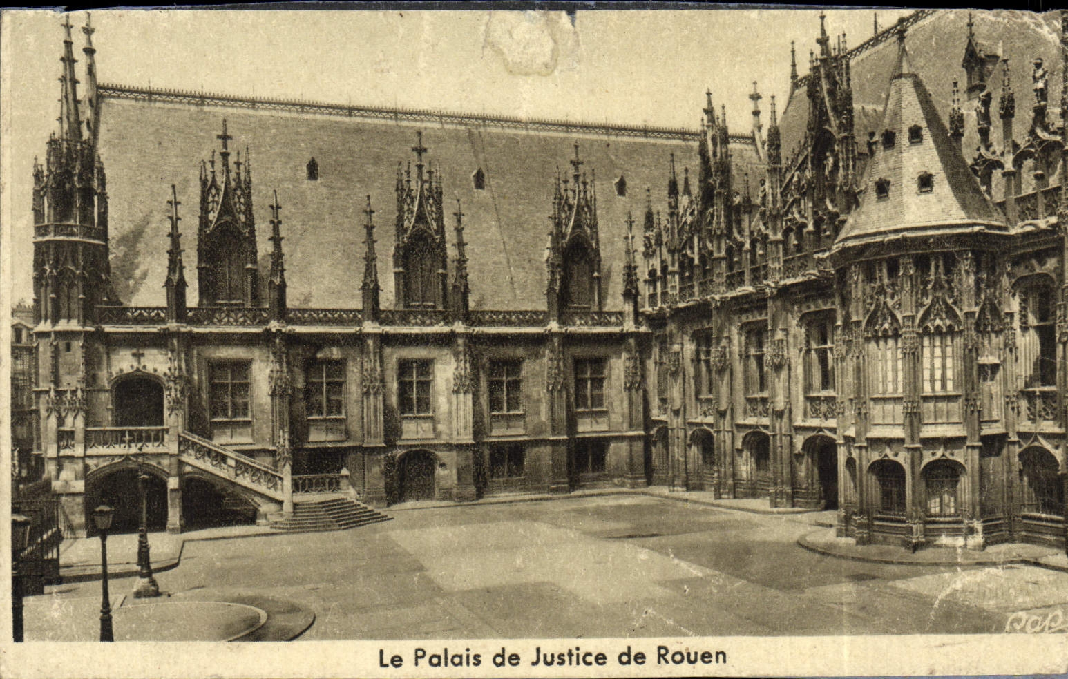 CPA Le Palais de Justice de Rouen