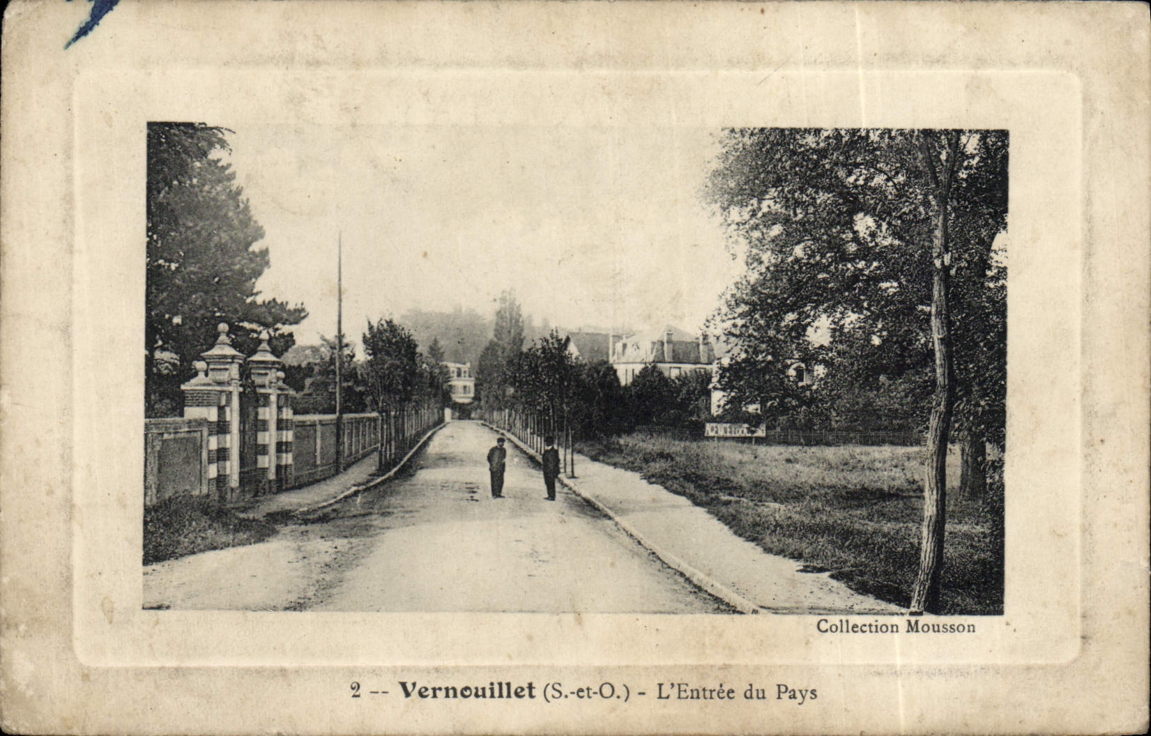 CPA Vernouillet L'Entree du Pays