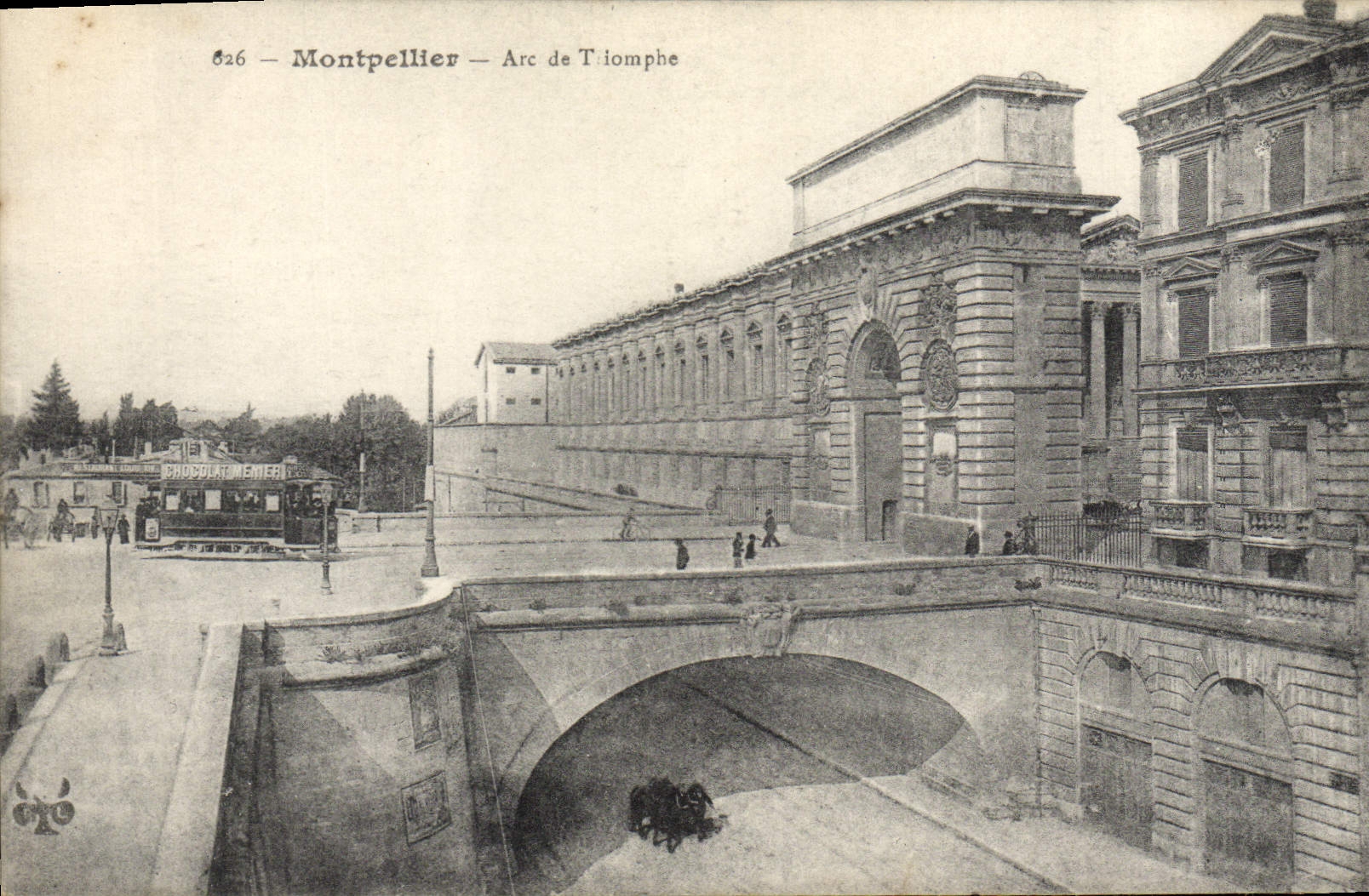VINTAGE POSTCARD Montpellier Arc de Triomphe Tram