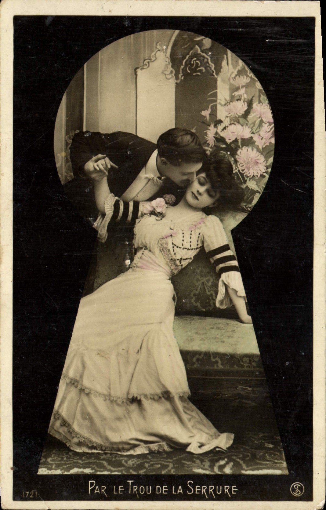 VINTAGE POSTCARD Fantasy Woman by the keyhole