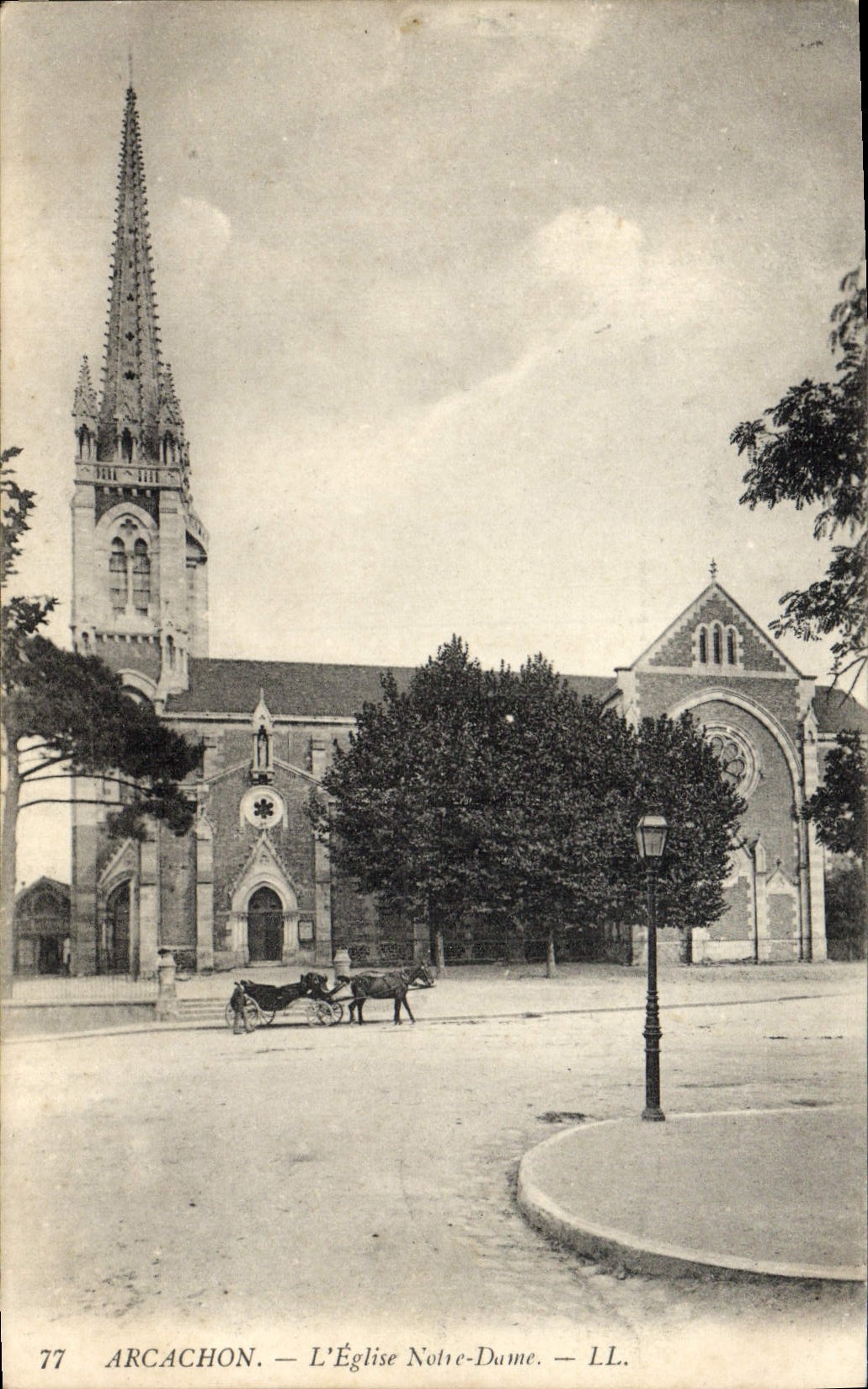 CPA Arcachon L'Eglise Notre Dame