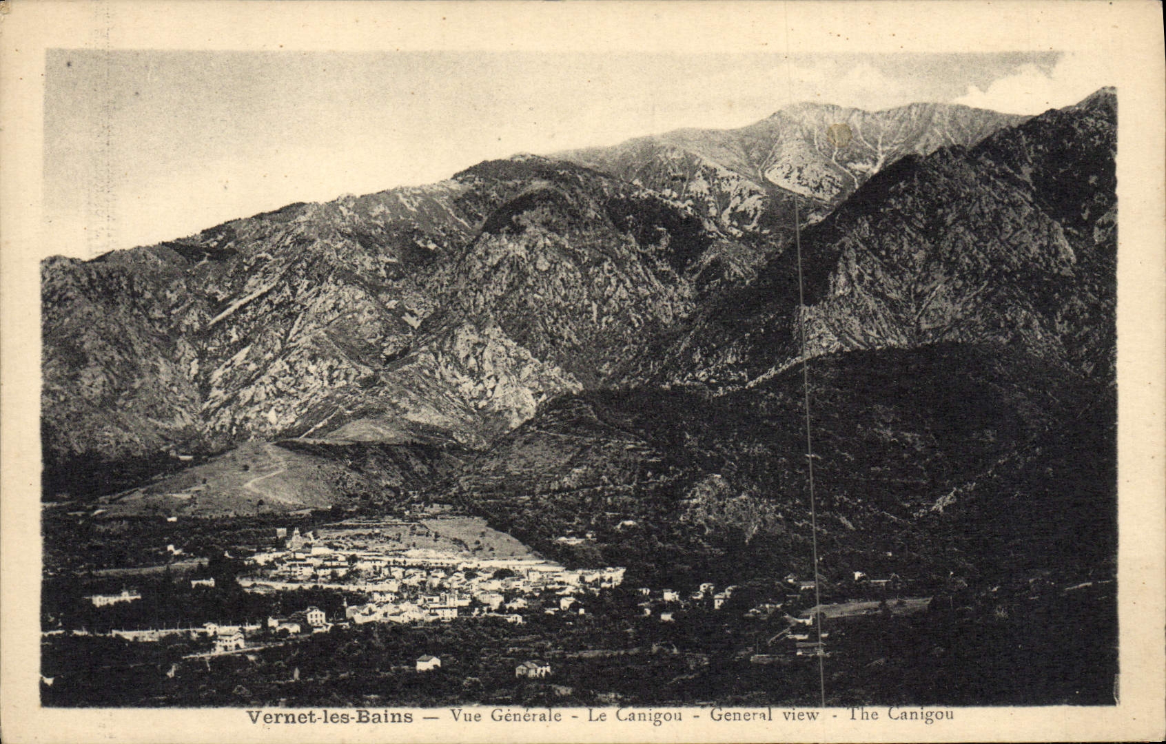 VINTAGE POSTCARD Vernet Les Bains View Canigou