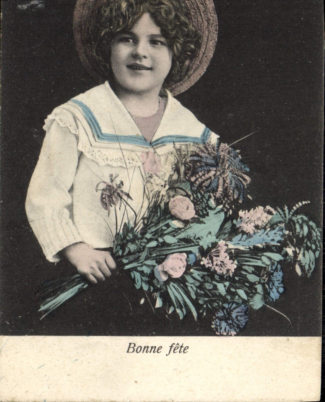 VINTAGE POSTCARD Fantaisie Good Child celebrates Fleurs