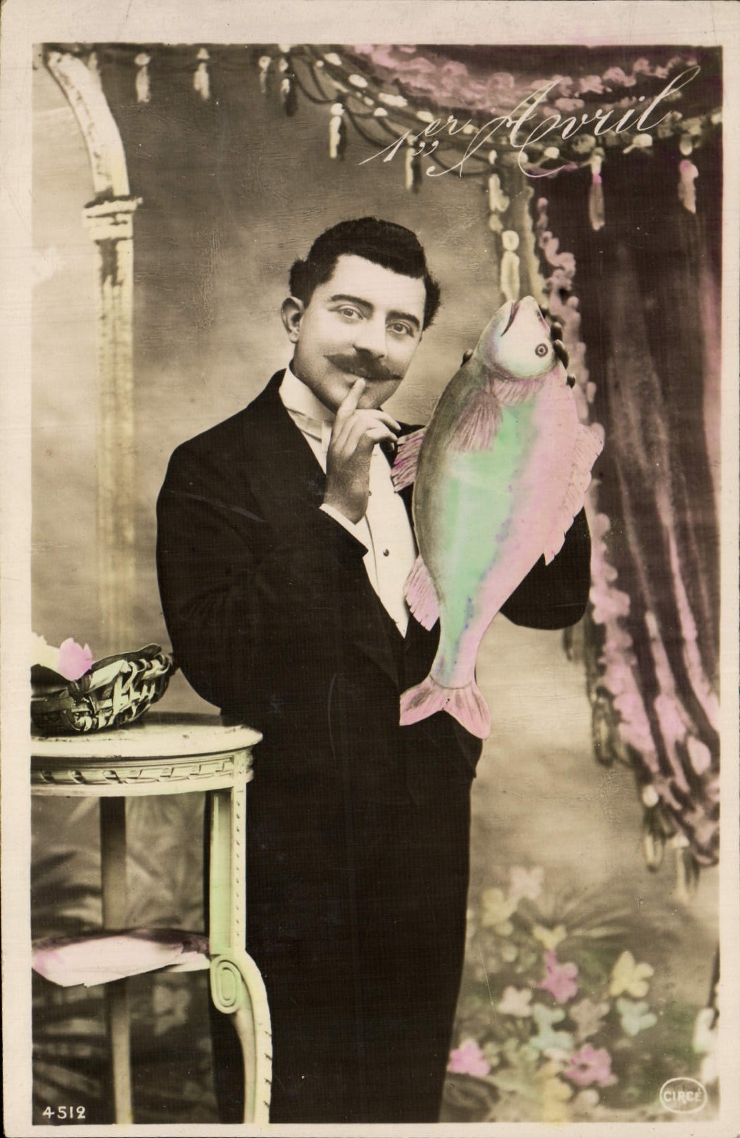 CPA Fantaisie Homme Poisson