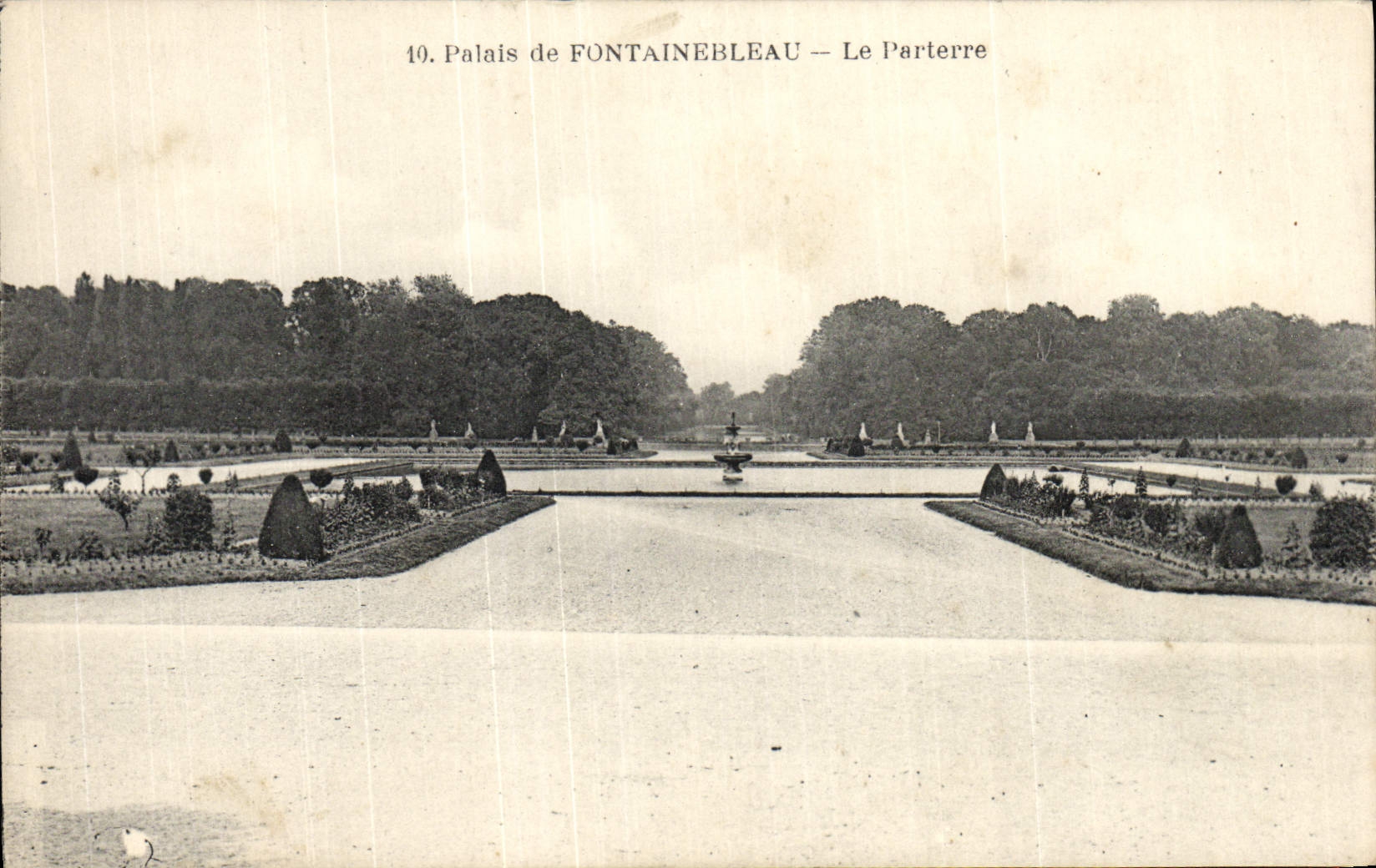 CPA Palais De Fontainebleau Le Parterre
