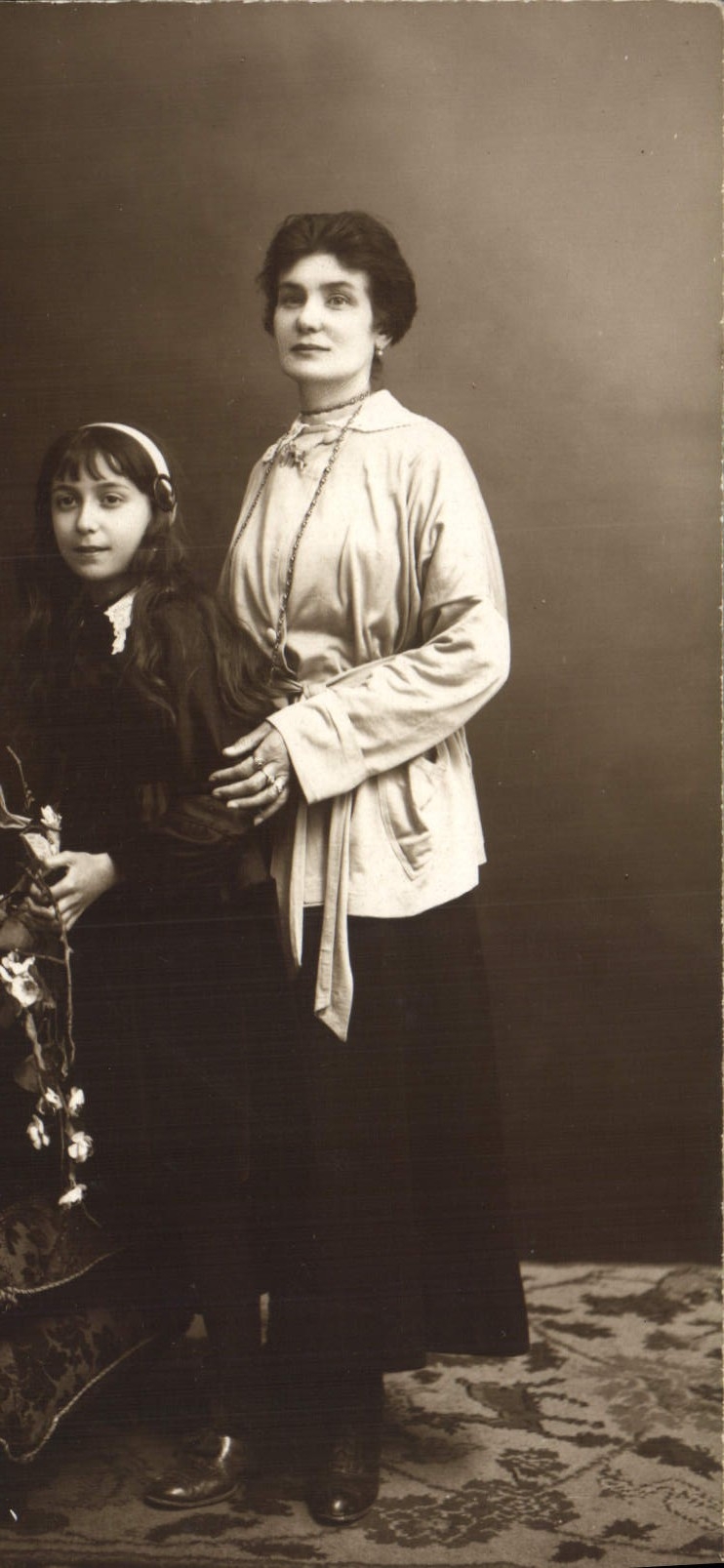 Real photo Woman and child