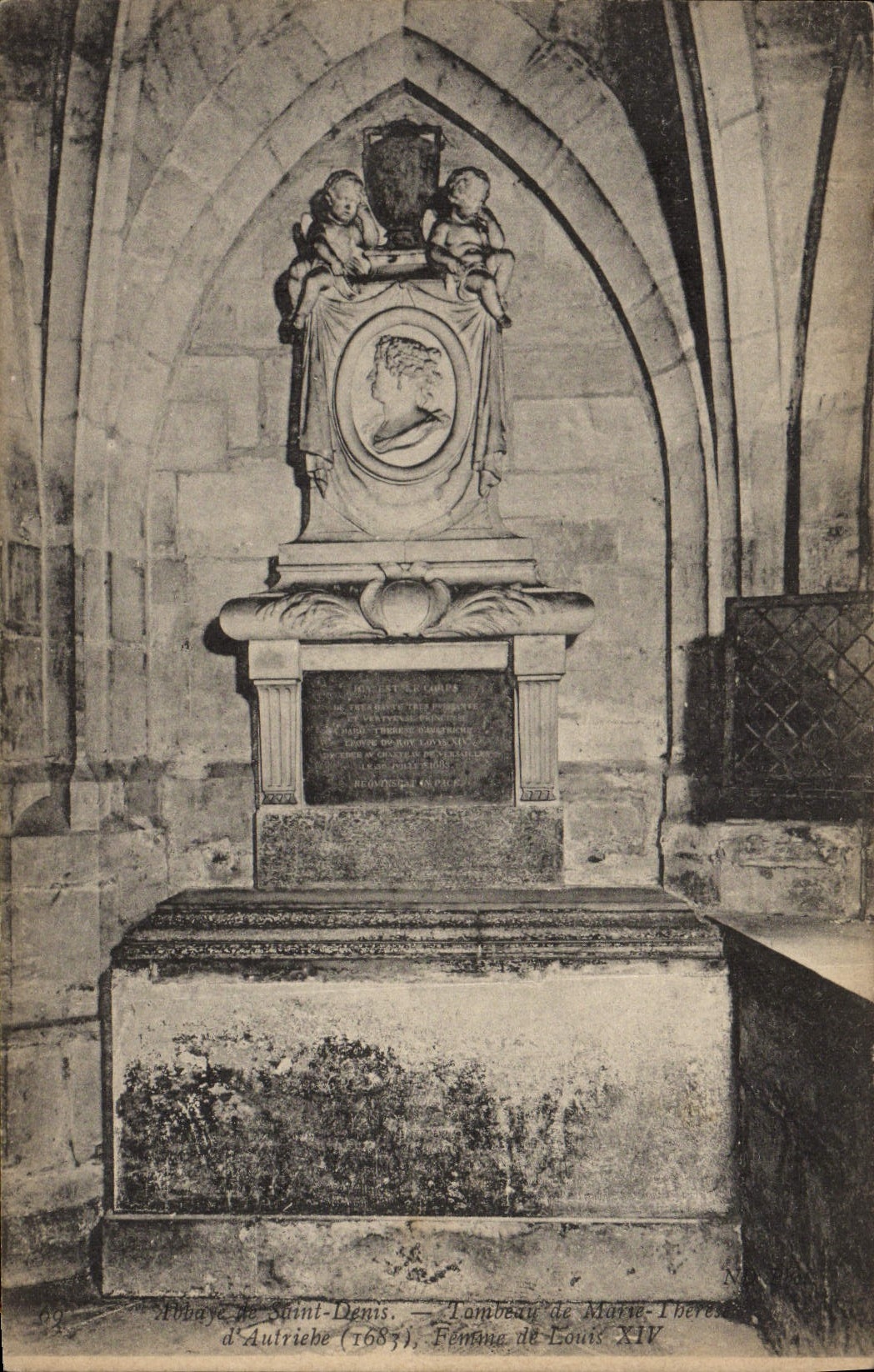Abadía de la POSTAL de la VENDIMIA Saint de la tumba de Denis de Marie Teresa de la mujer de Austria de Louis XIV