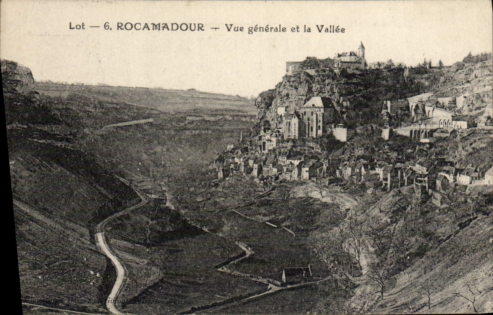 CPA Rocamadour Vue Generale Et La Vallee