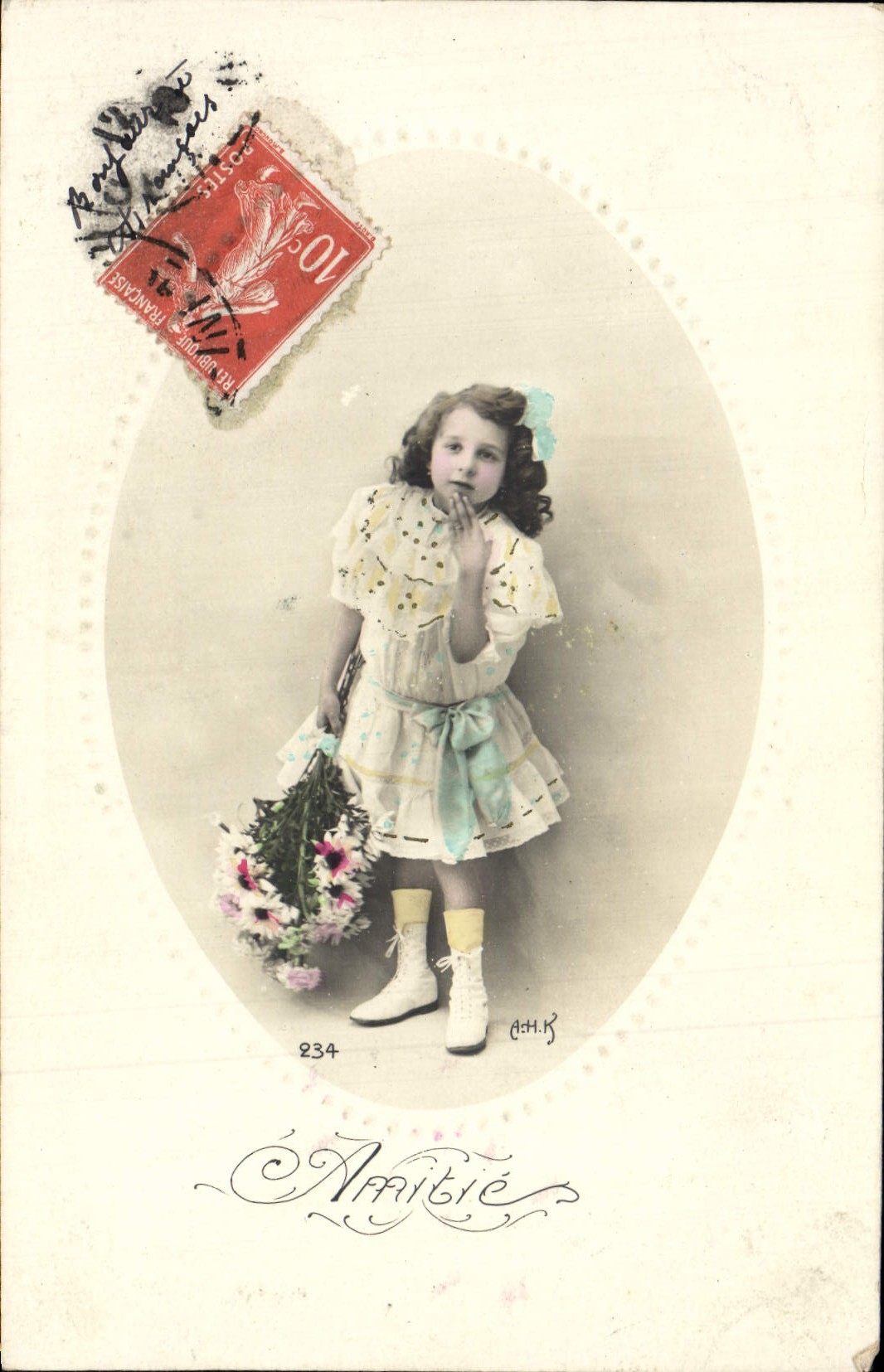 VINTAGE POSTCARD Fantasy Child Friendship