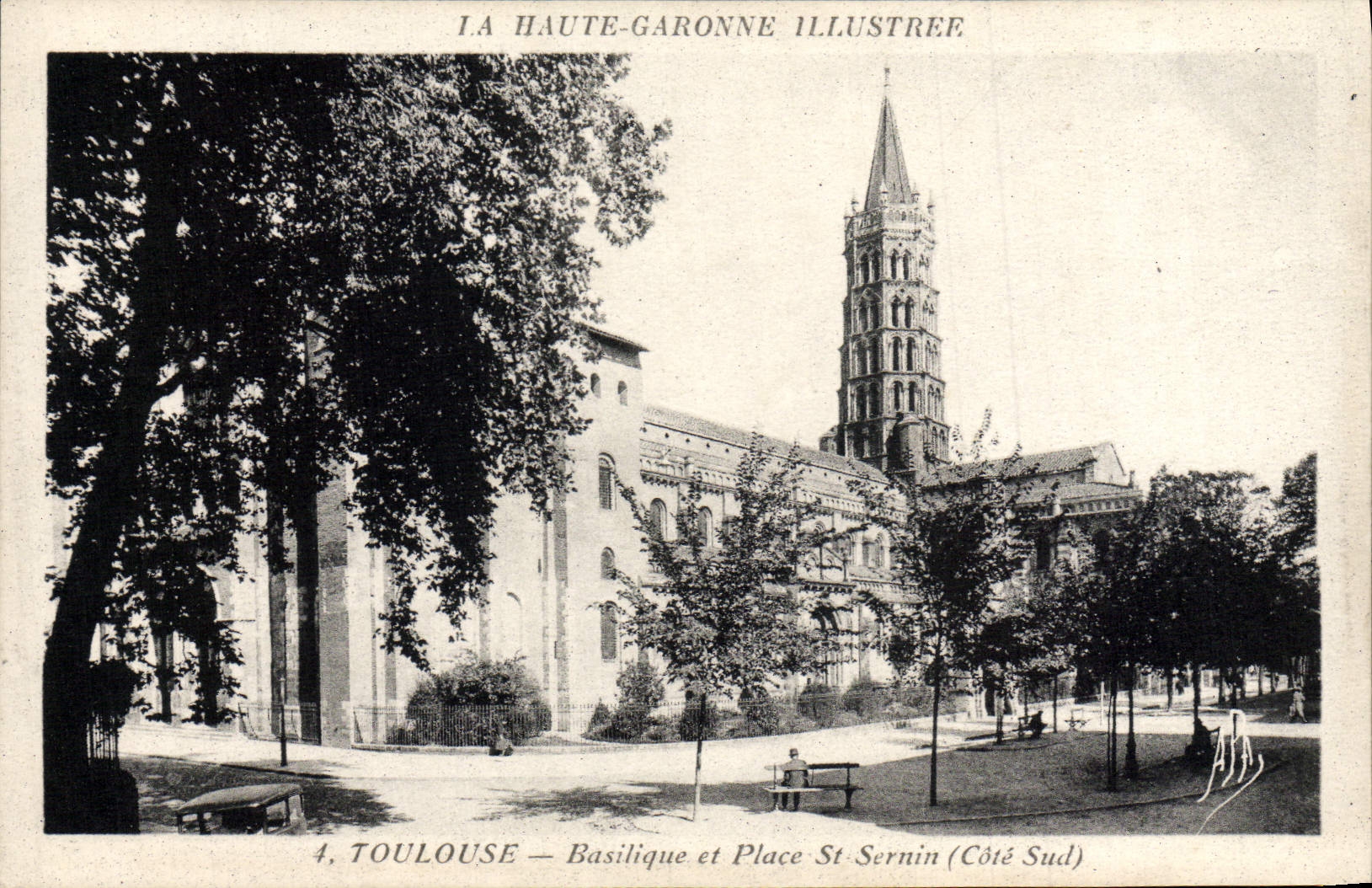 CPA Toulouse Basiique et Place St Sernin