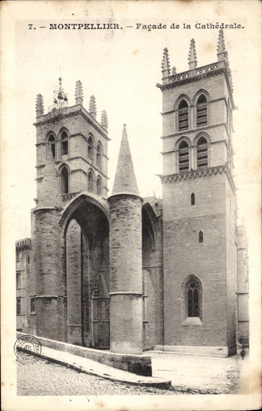 CPA Montpellier Facade de la Cathedrale 