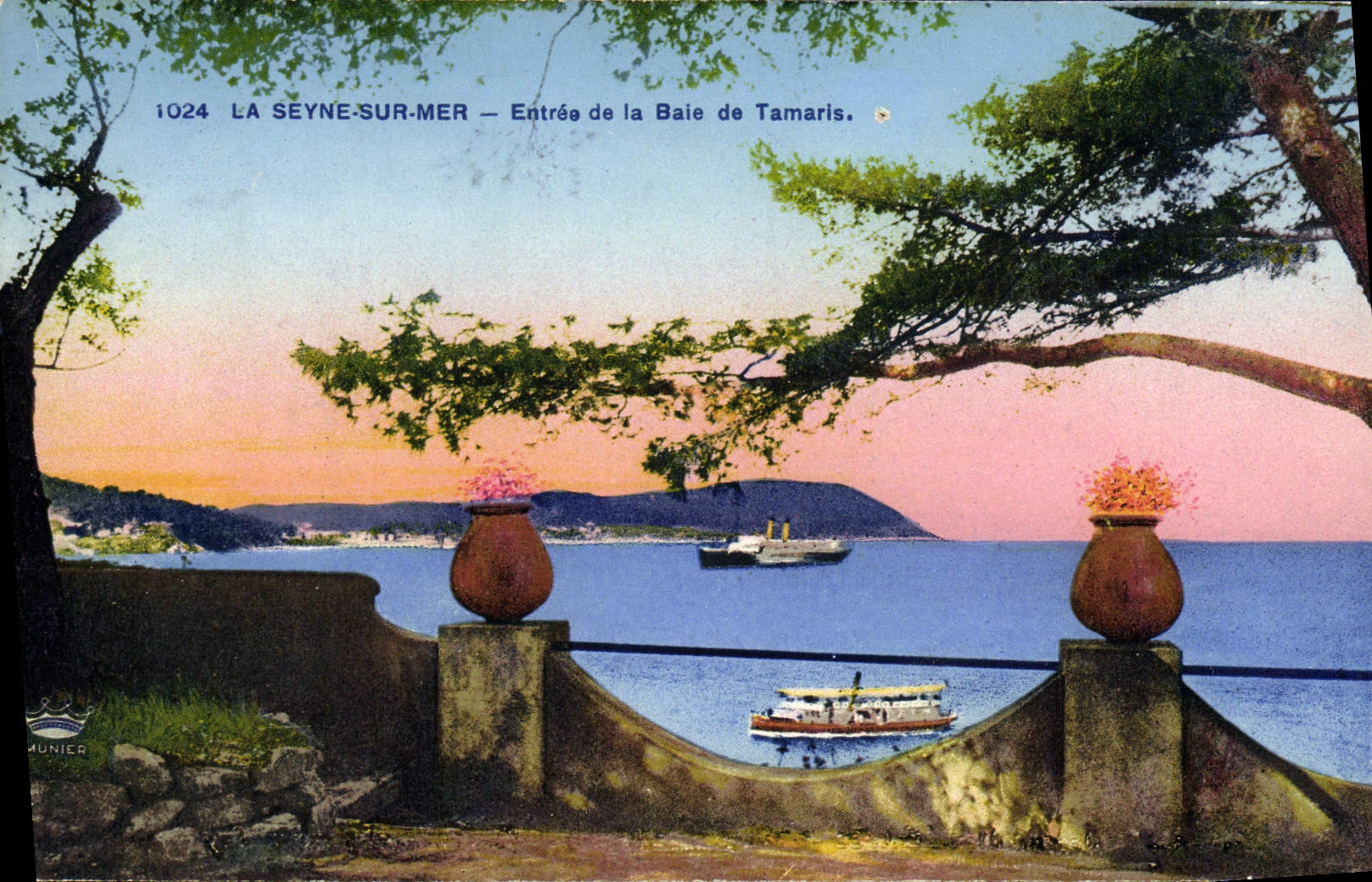 VINTAGE POSTCARD Seyne on Entered Sea of Bay of Tamaris Boat