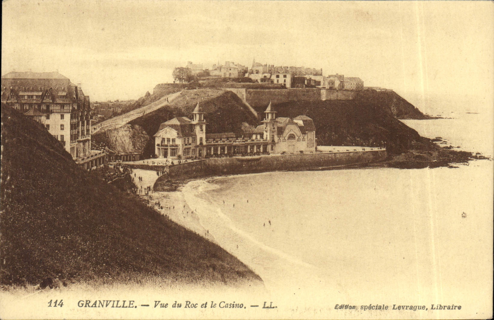 CPA Granville Vue de Roc et le Casino