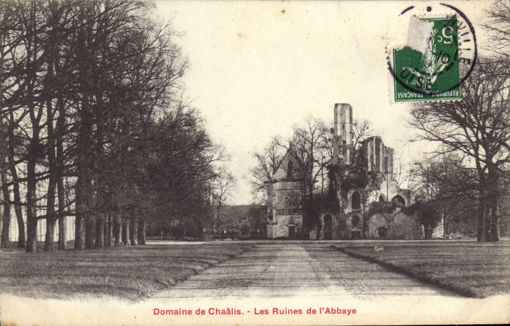 Campo de la POSTAL de la VENDIMIA de las ruinas de Chaalis de la abadía