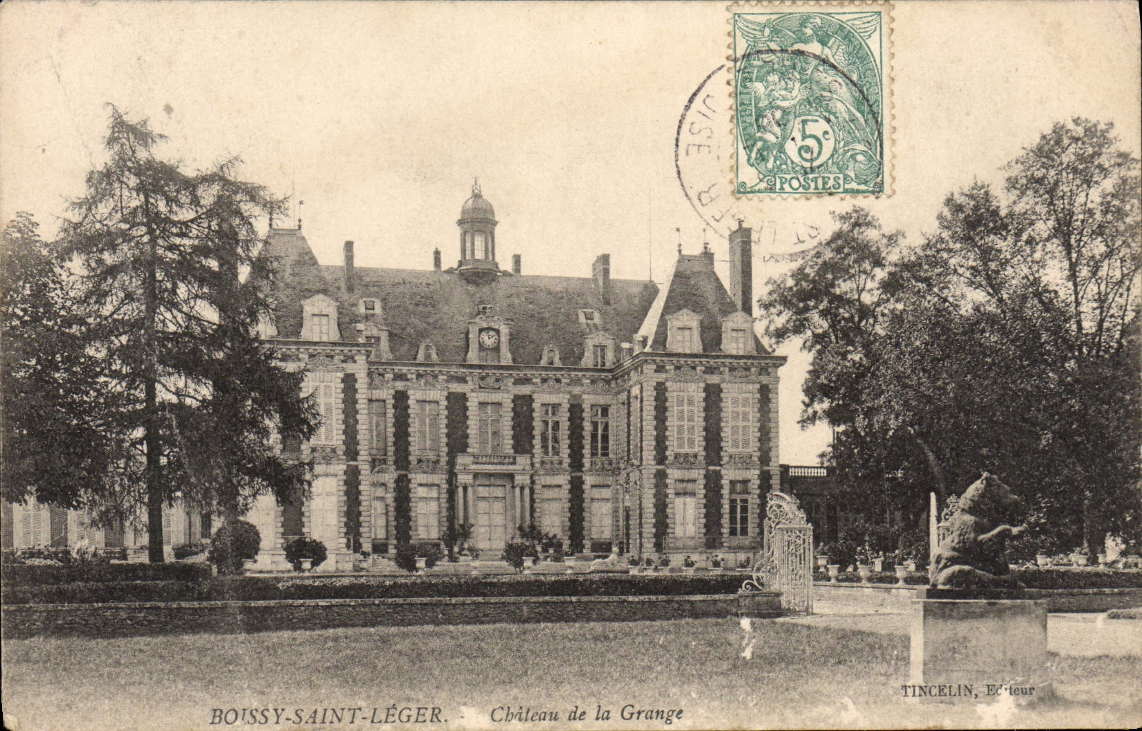 VINTAGE POSTCARD Holy Boissy Light Castle of the Barn