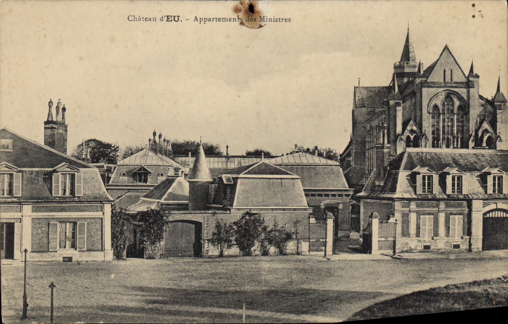 VINTAGE POSTCARD Castle of Have