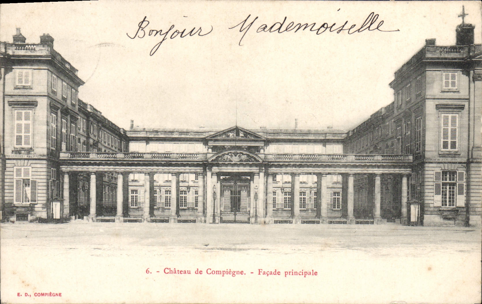 CPA Chateau de Compiegne Facade principale