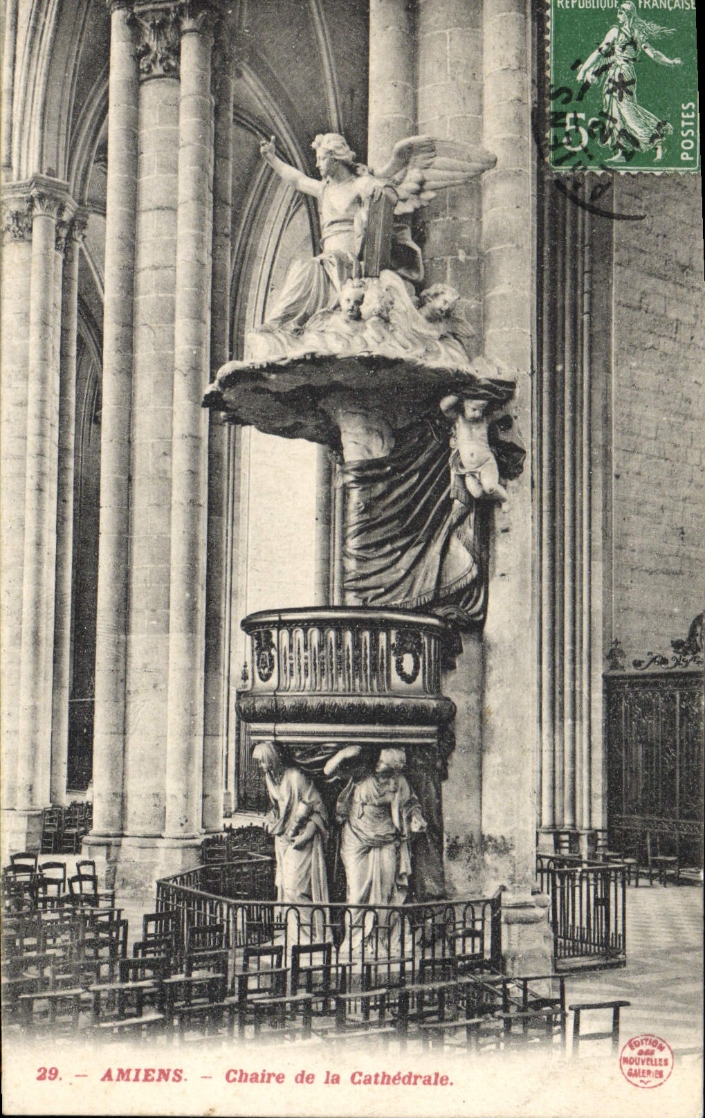 VINTAGE POSTCARD Amiens Pulpit of the Cathedral