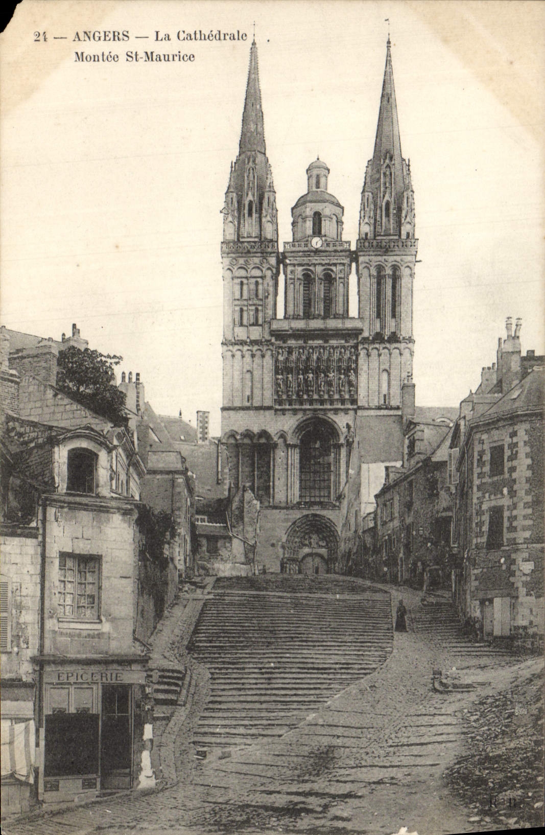 CPA Angers La Cathedrale Monte St Maurice Epicerie