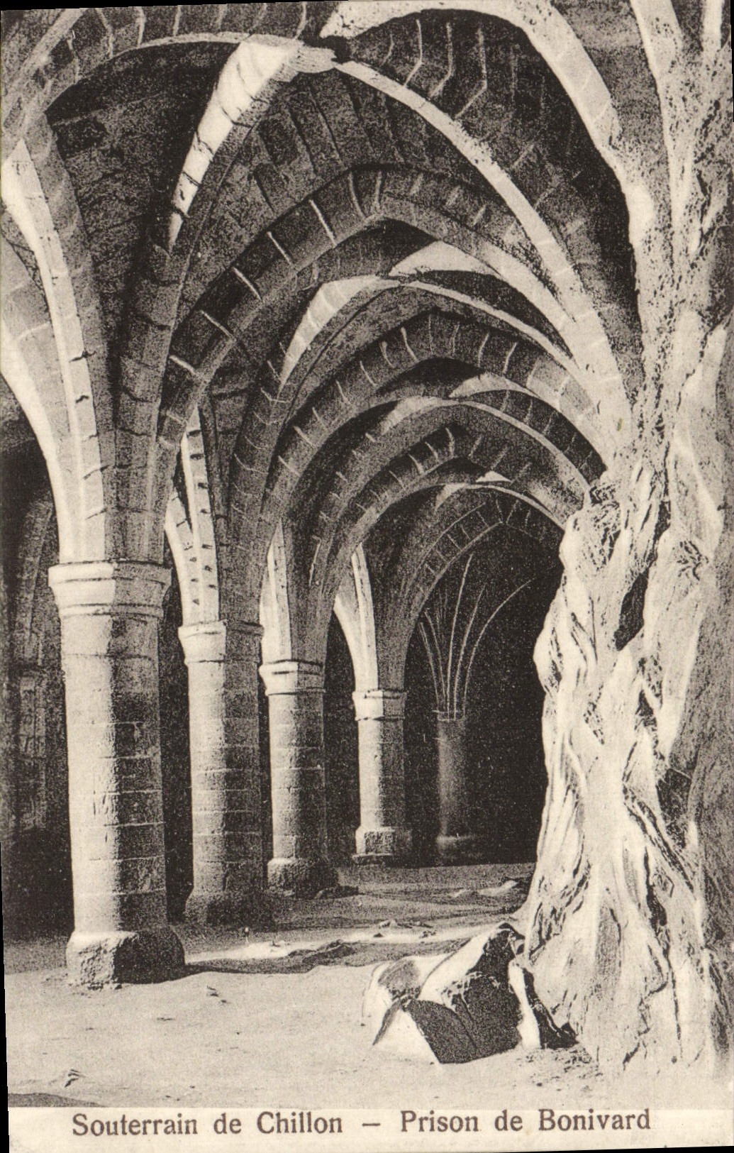 CPA Souterrain de Chillon Prison de Bonivard