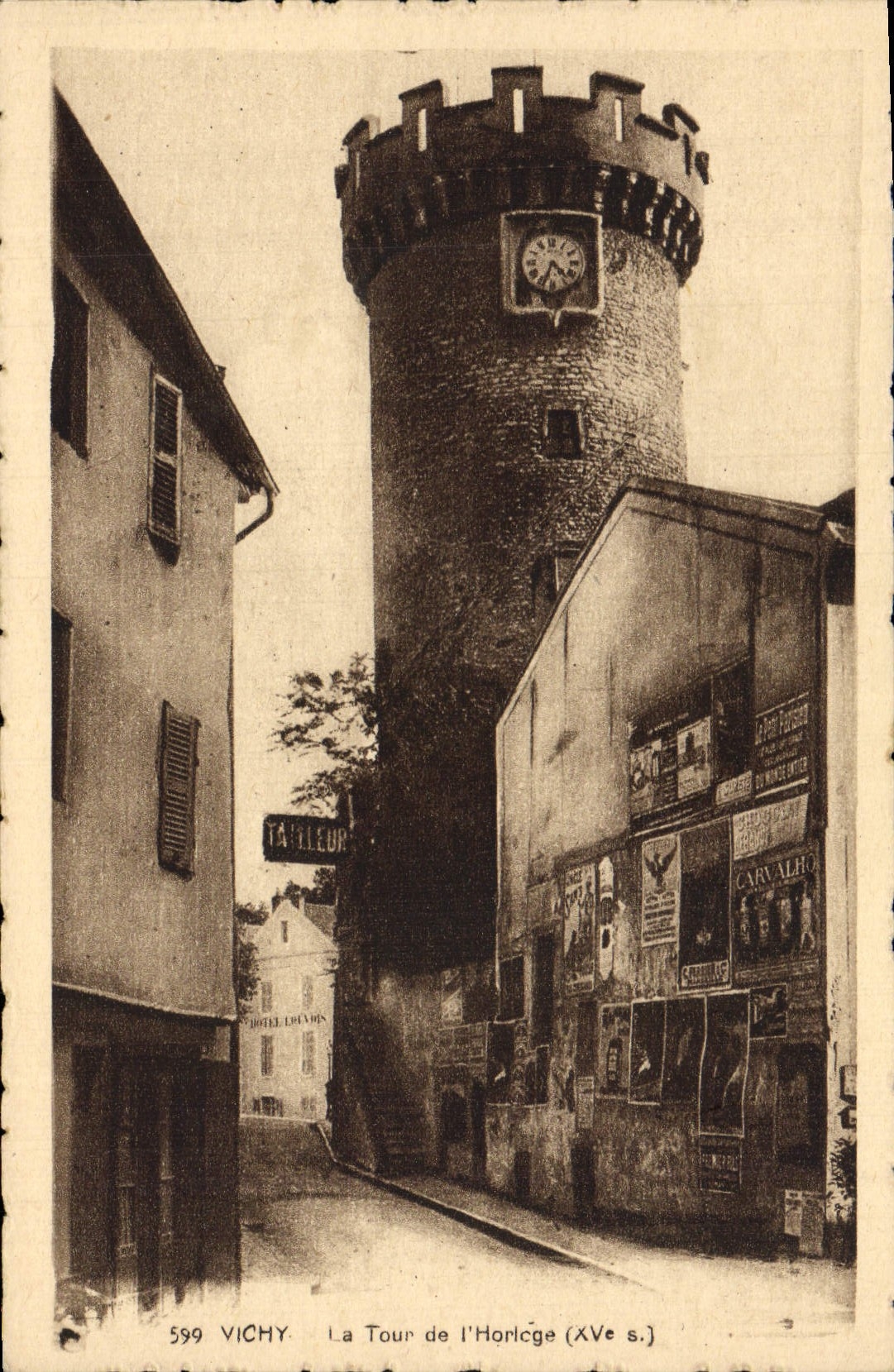 CPA Vichy La Tour de L'Horloge
