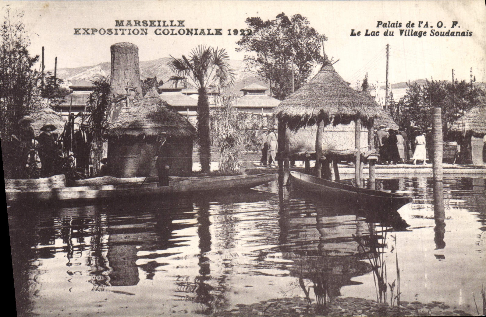 CPA Marseille Exposition Coloniale 1922 Palais de l'AOf Le lac du village Soudanais