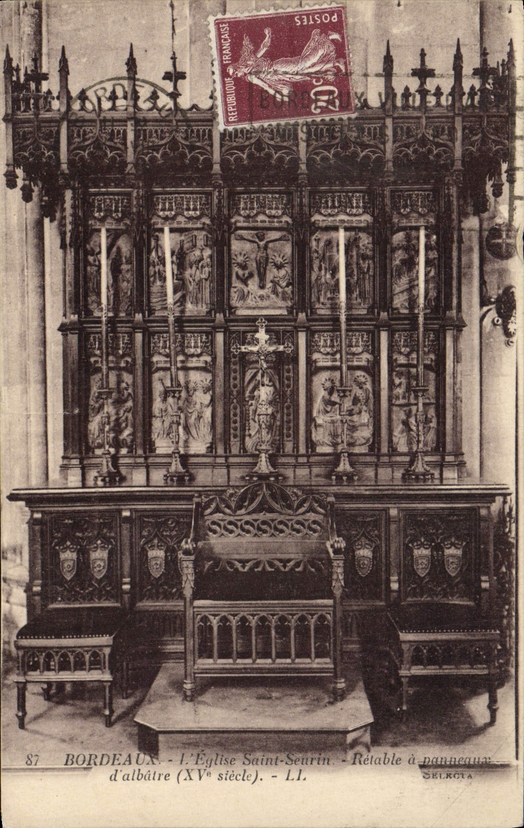 CPA Bordeaux L'Eglise Saint Seurin Retable a panneaux d'albatre