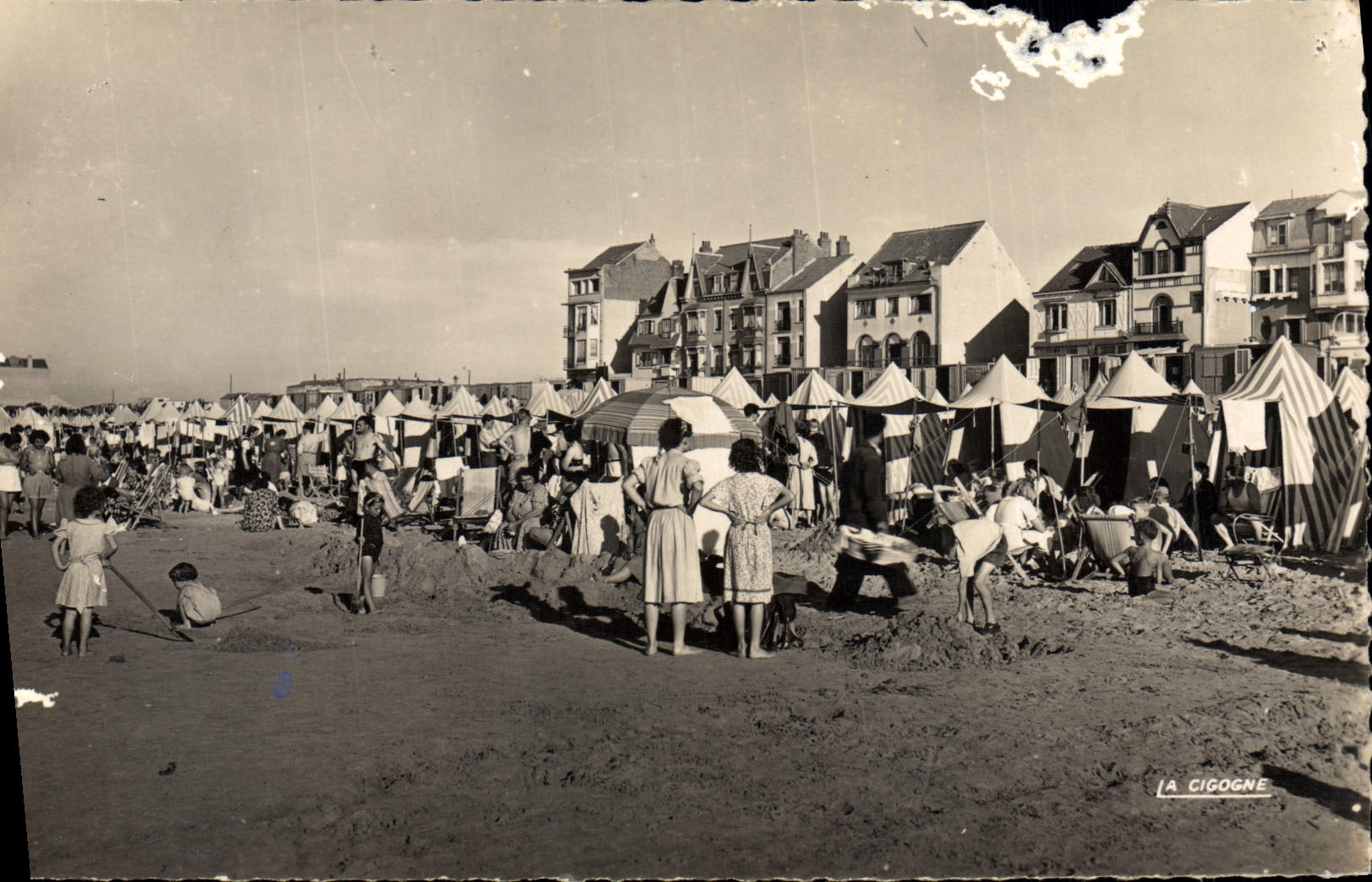 MODERN CARD Malo les Bains the beach