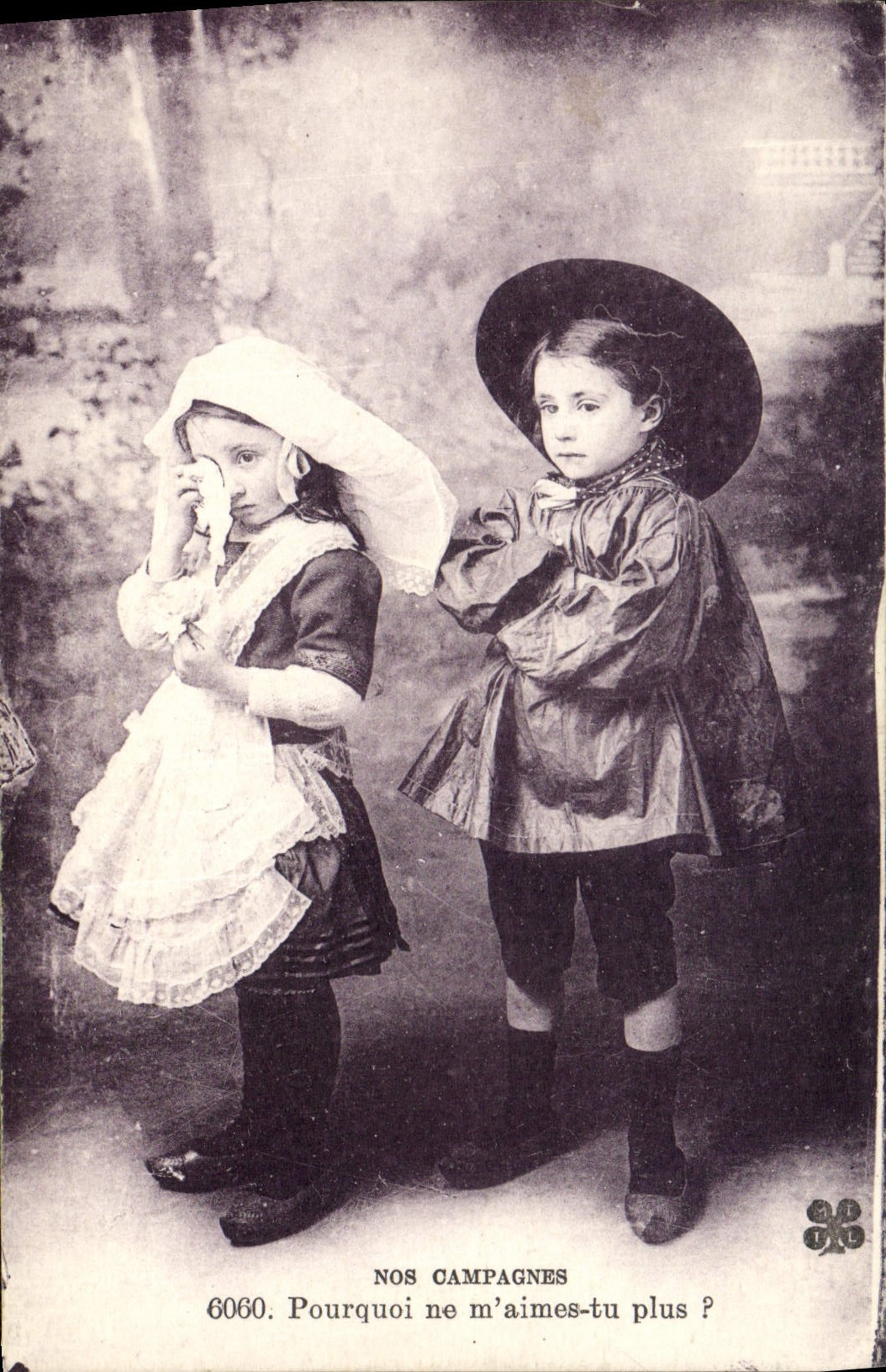 CPA Nos Campagnes Enfants Folklore