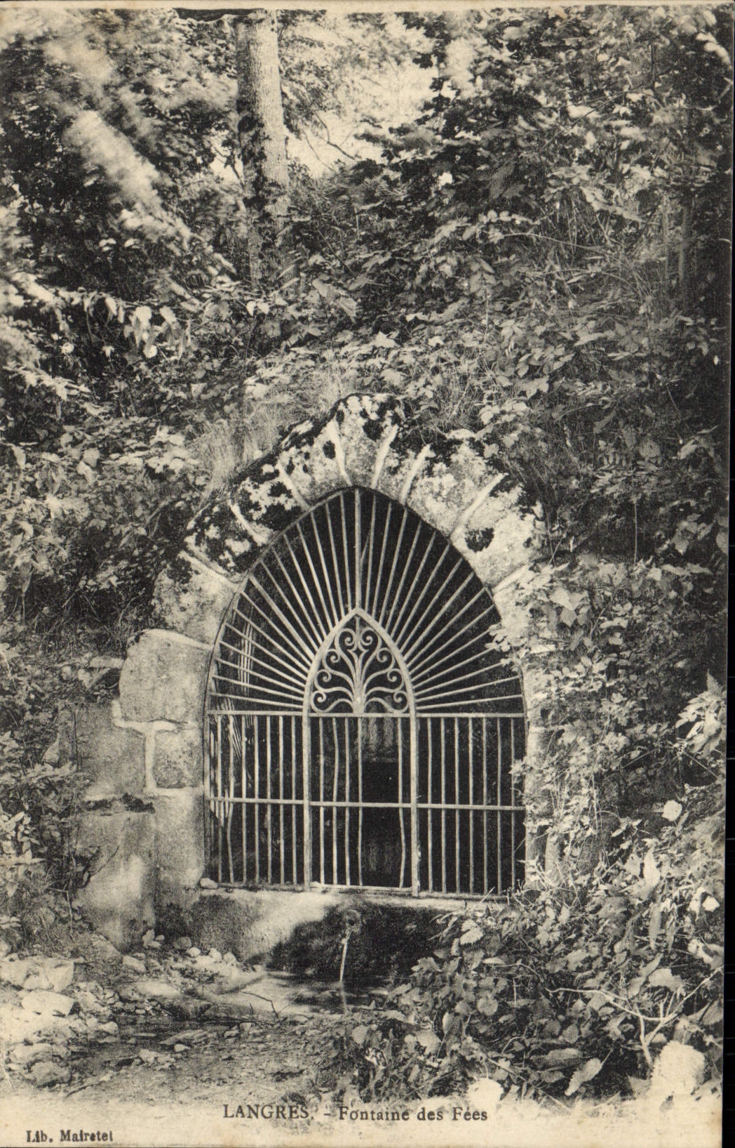 CPA Langres Fontaine des Fees