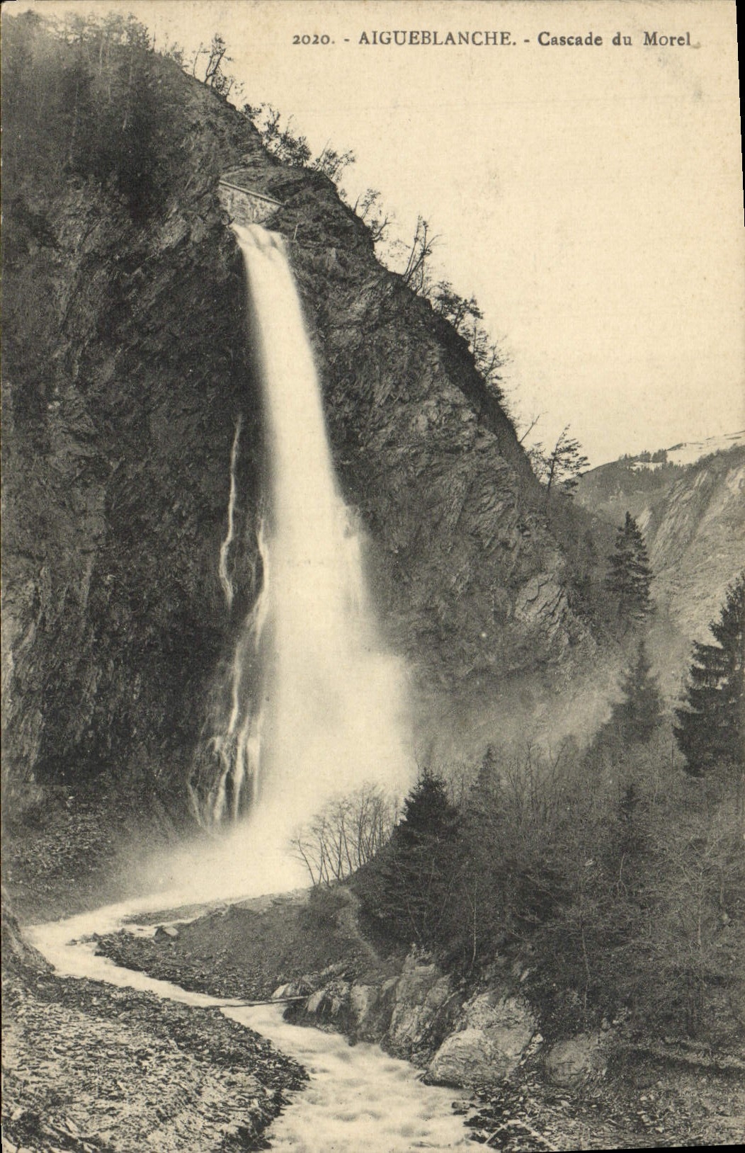VINTAGE POSTCARD Aigueblanche Cascades of Morel